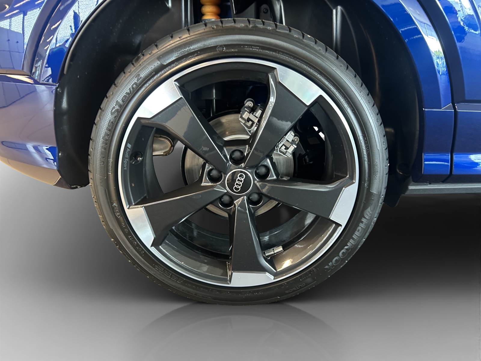 AUDI Q2 35 TFSI S line S-tronic-image-13