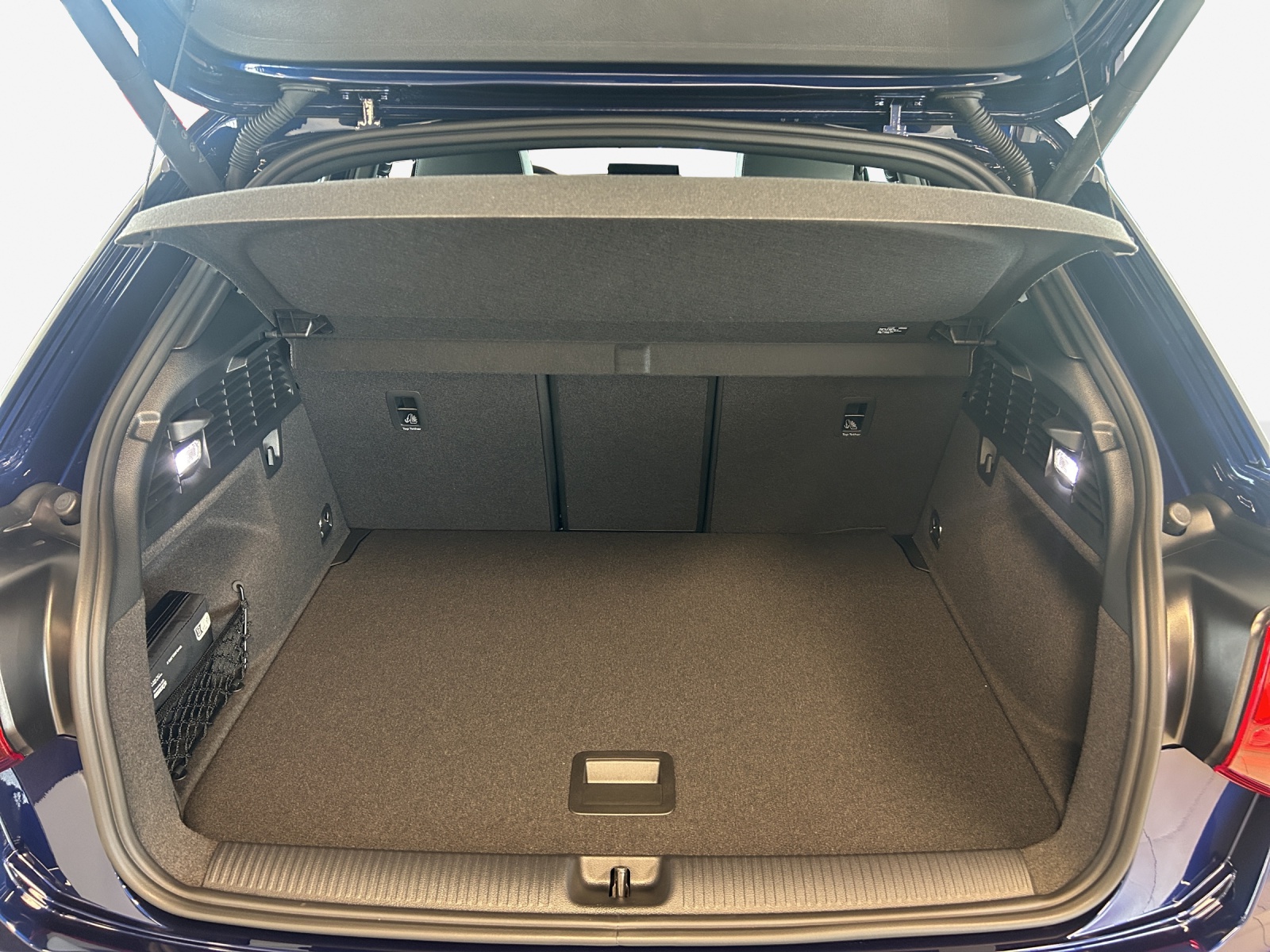 AUDI Q2 35 TFSI S line S-tronic-image-12