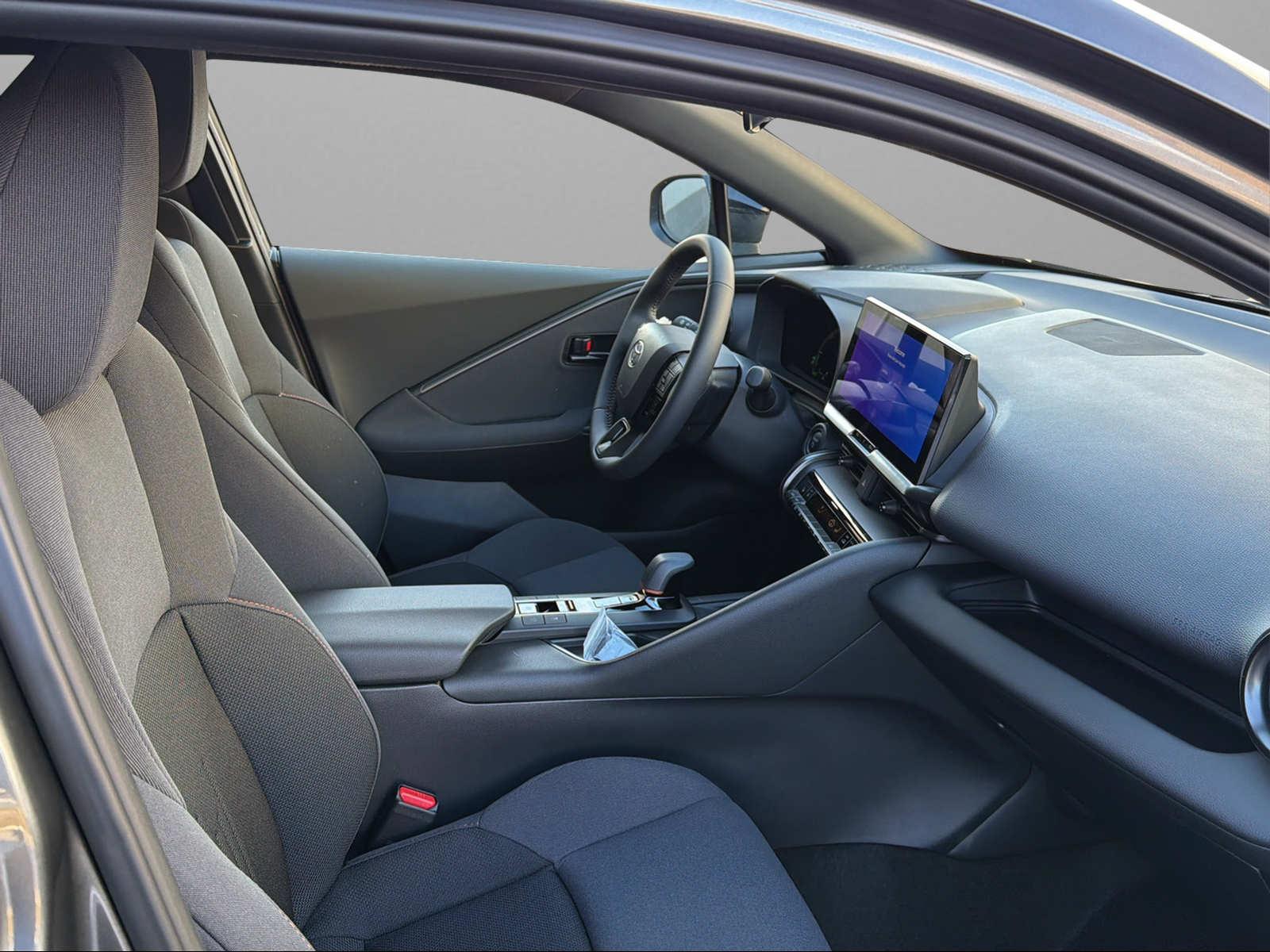 TOYOTA C-HR 2.0 PHEV Swiss Edition-image-6