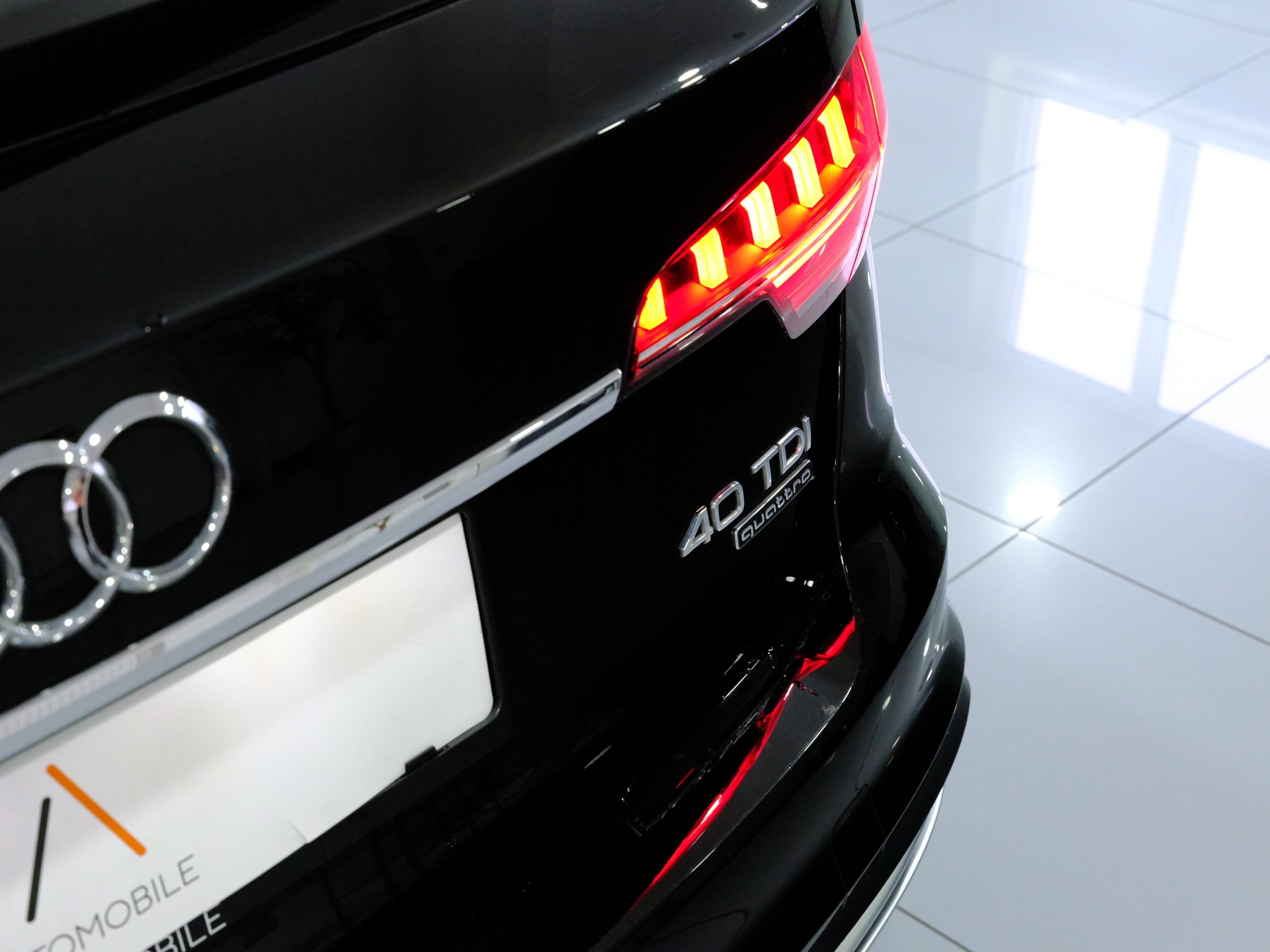 AUDI A4 Avant 40 TDI advanced Attraction quattro S-tronic *Technikpaket Plus*-image-11