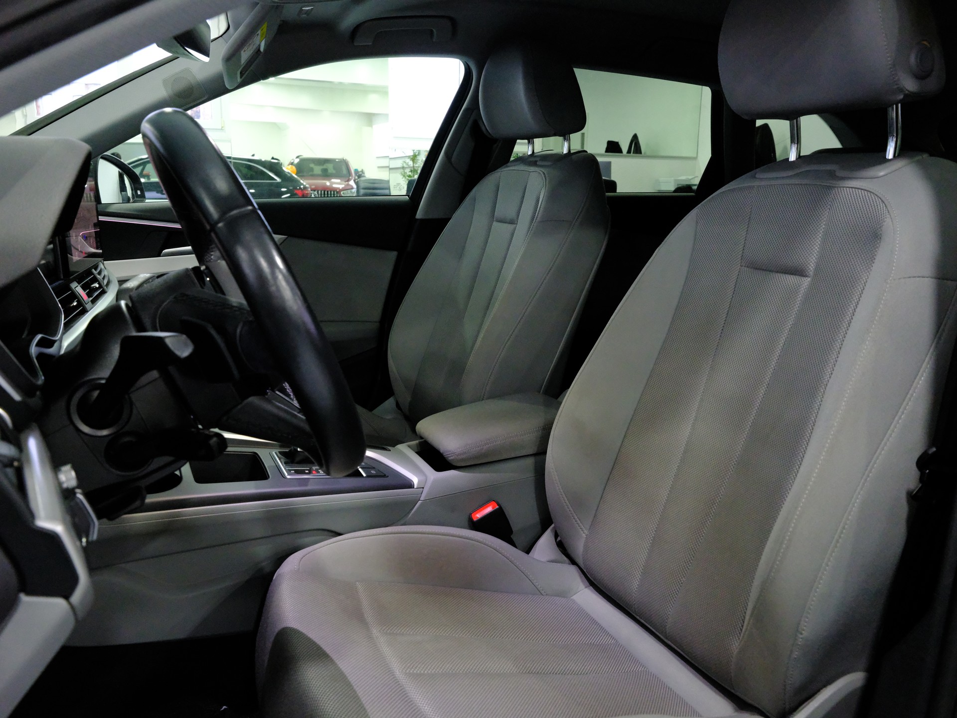 AUDI A4 Avant 40 TDI advanced Attraction quattro S-tronic *Technikpaket Plus*-image-13