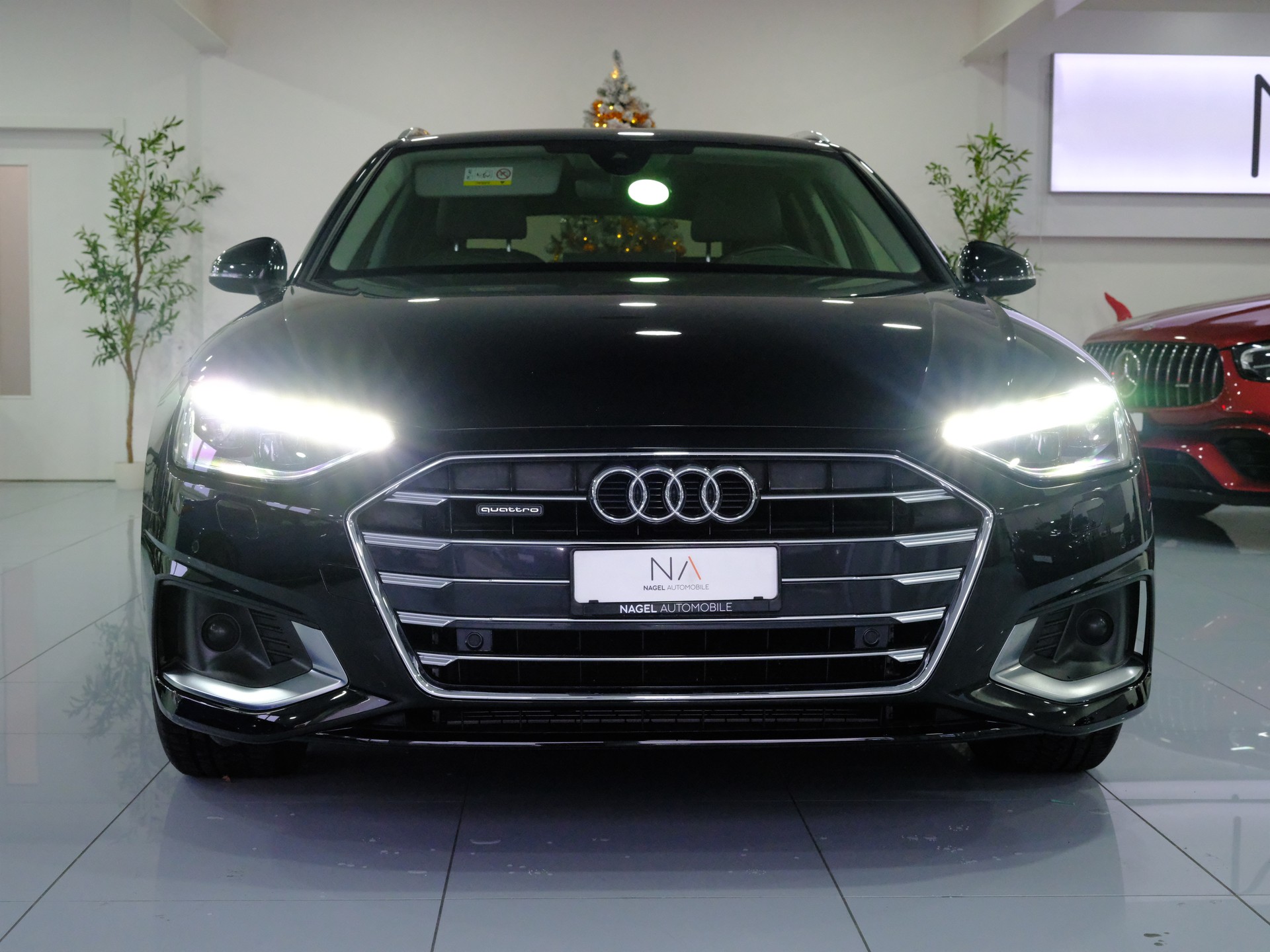 AUDI A4 Avant 40 TDI advanced Attraction quattro S-tronic *Technikpaket Plus*-image-2