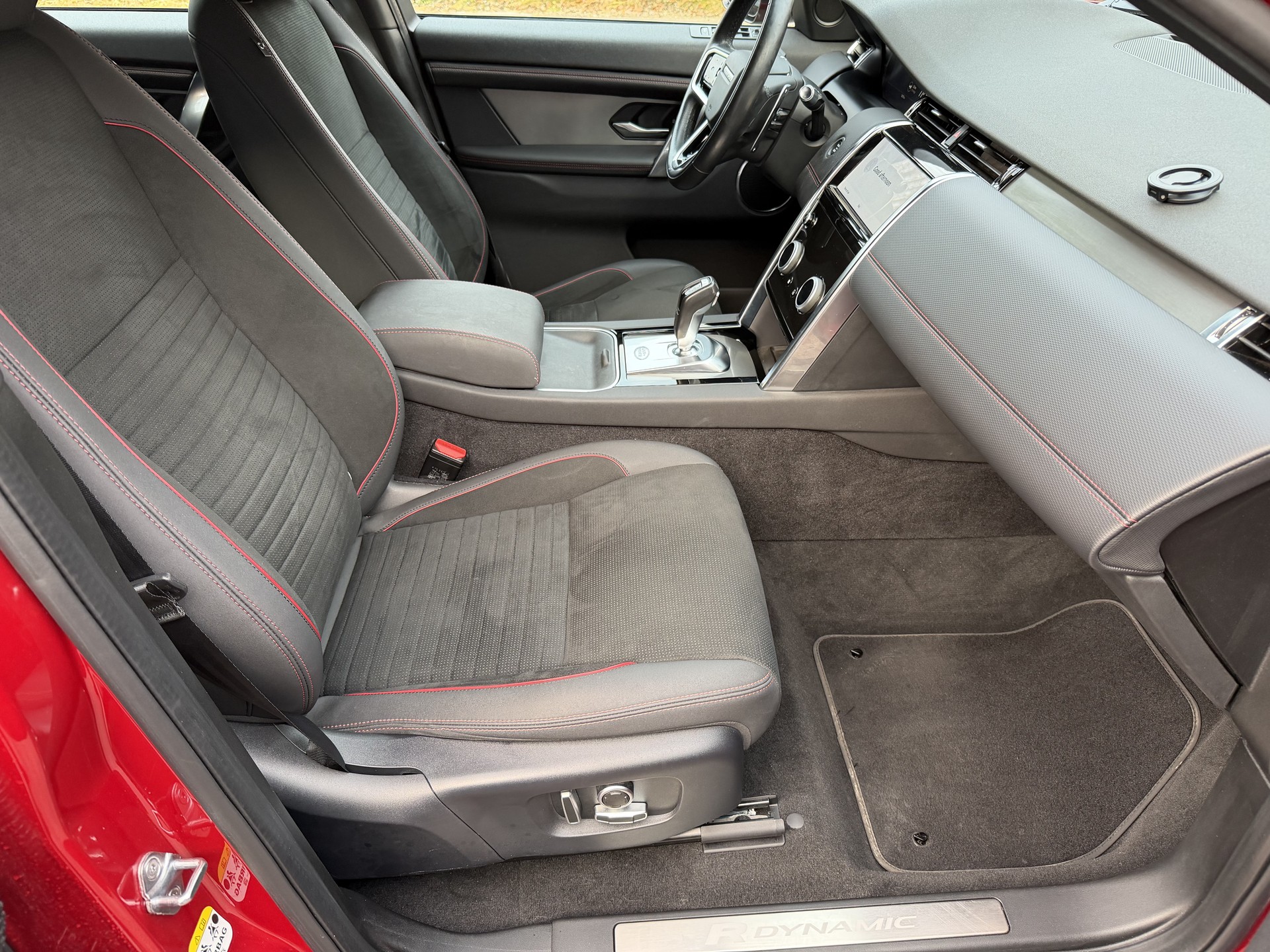 LAND ROVER Discovery Sport 1.5 P 300e HSE-image-13