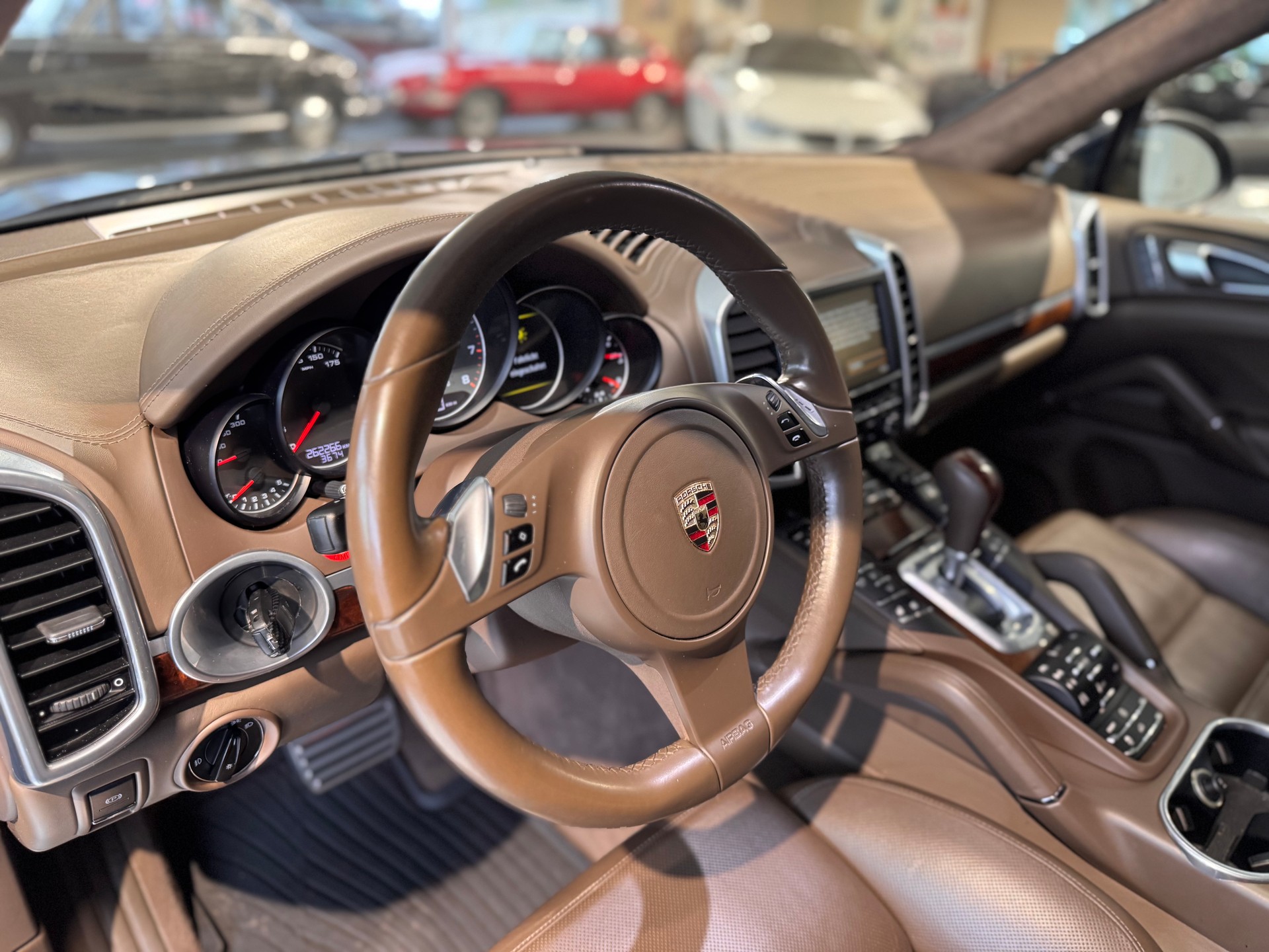 PORSCHE Cayenne S-image-14