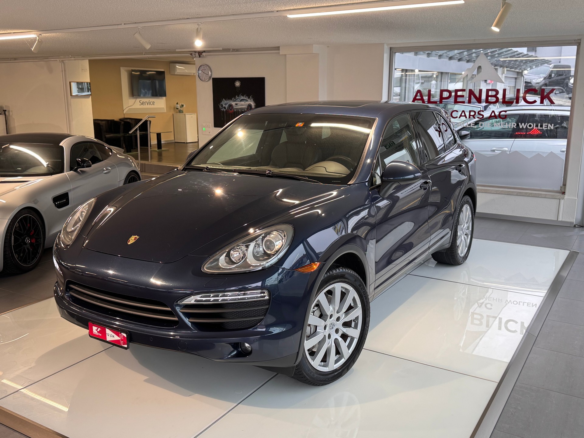 PORSCHE Cayenne S-image-1