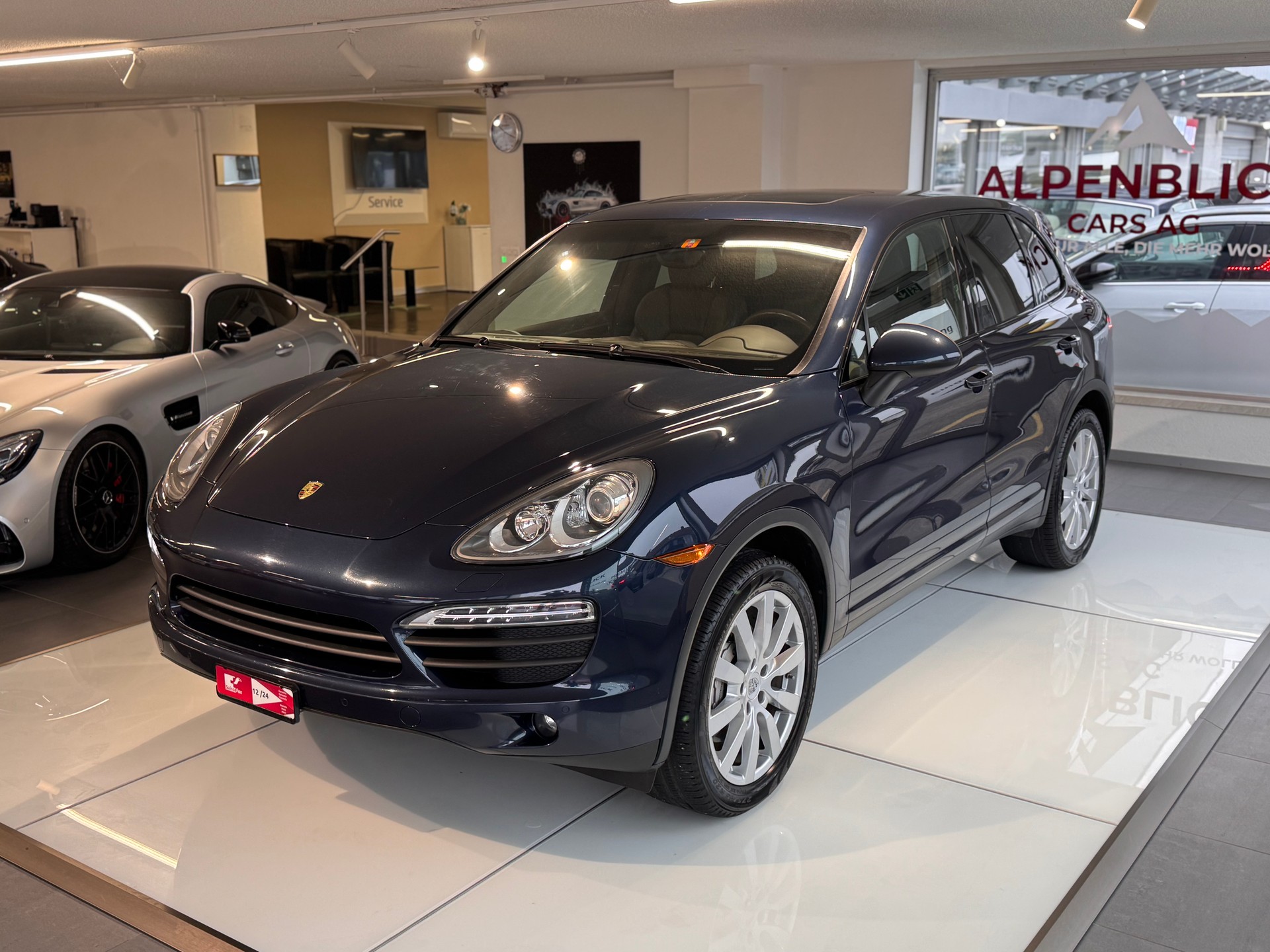 PORSCHE Cayenne S-image-2