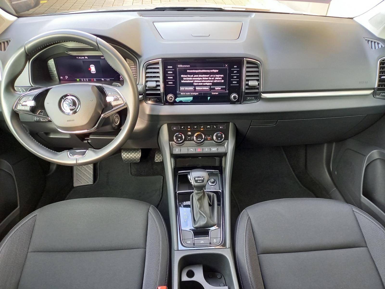 SKODA Karoq 2.0 TDI CR Ambition 4x4 DSG-image-4