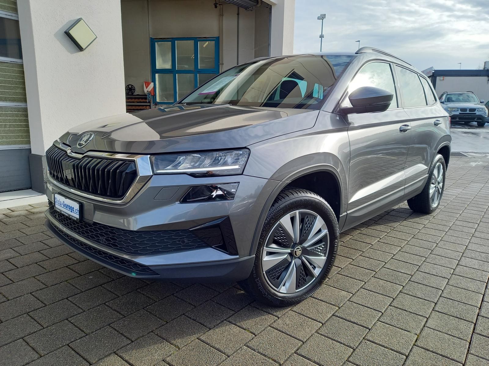 SKODA Karoq 2.0 TDI CR Ambition 4x4 DSG-image-0