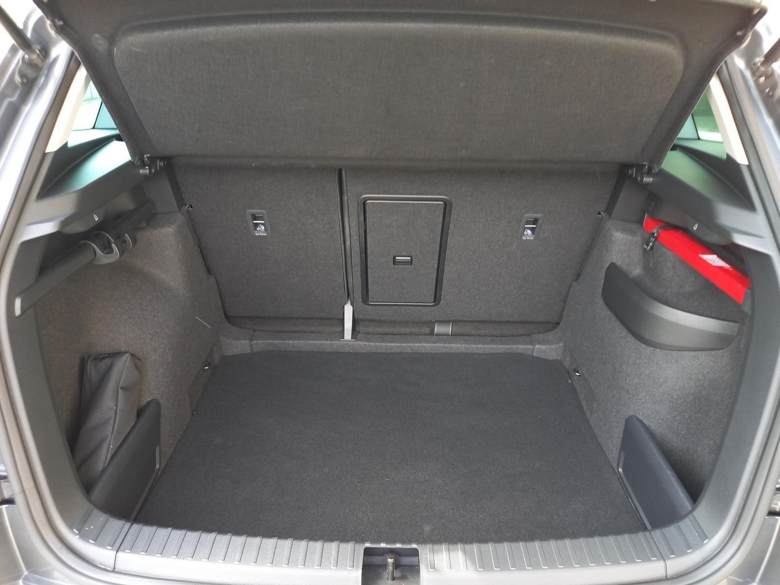 SKODA Karoq 2.0 TDI CR Ambition 4x4 DSG-image-14