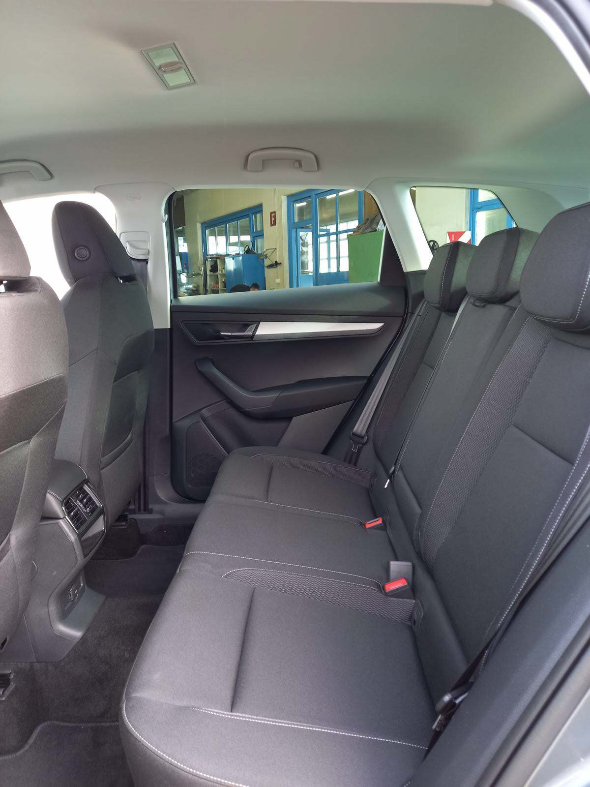 SKODA Karoq 2.0 TDI CR Ambition 4x4 DSG-image-12