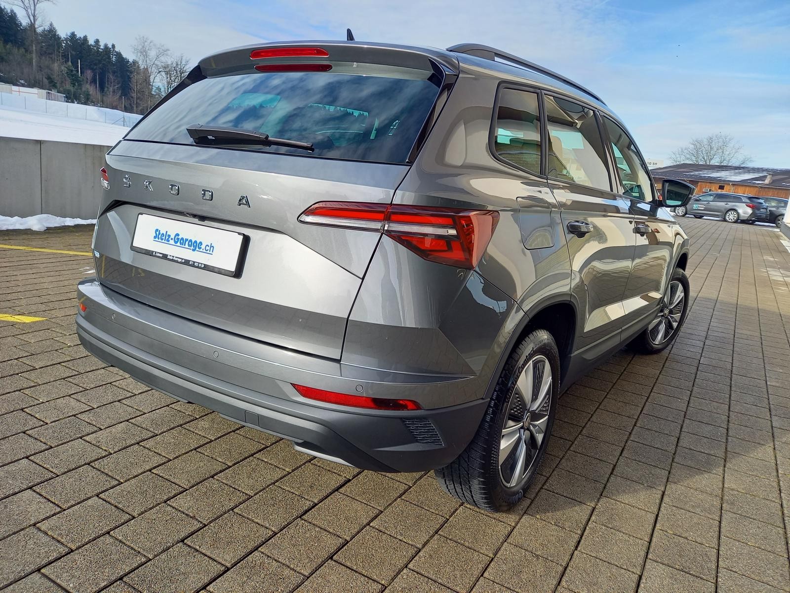 SKODA Karoq 2.0 TDI CR Ambition 4x4 DSG-image-1