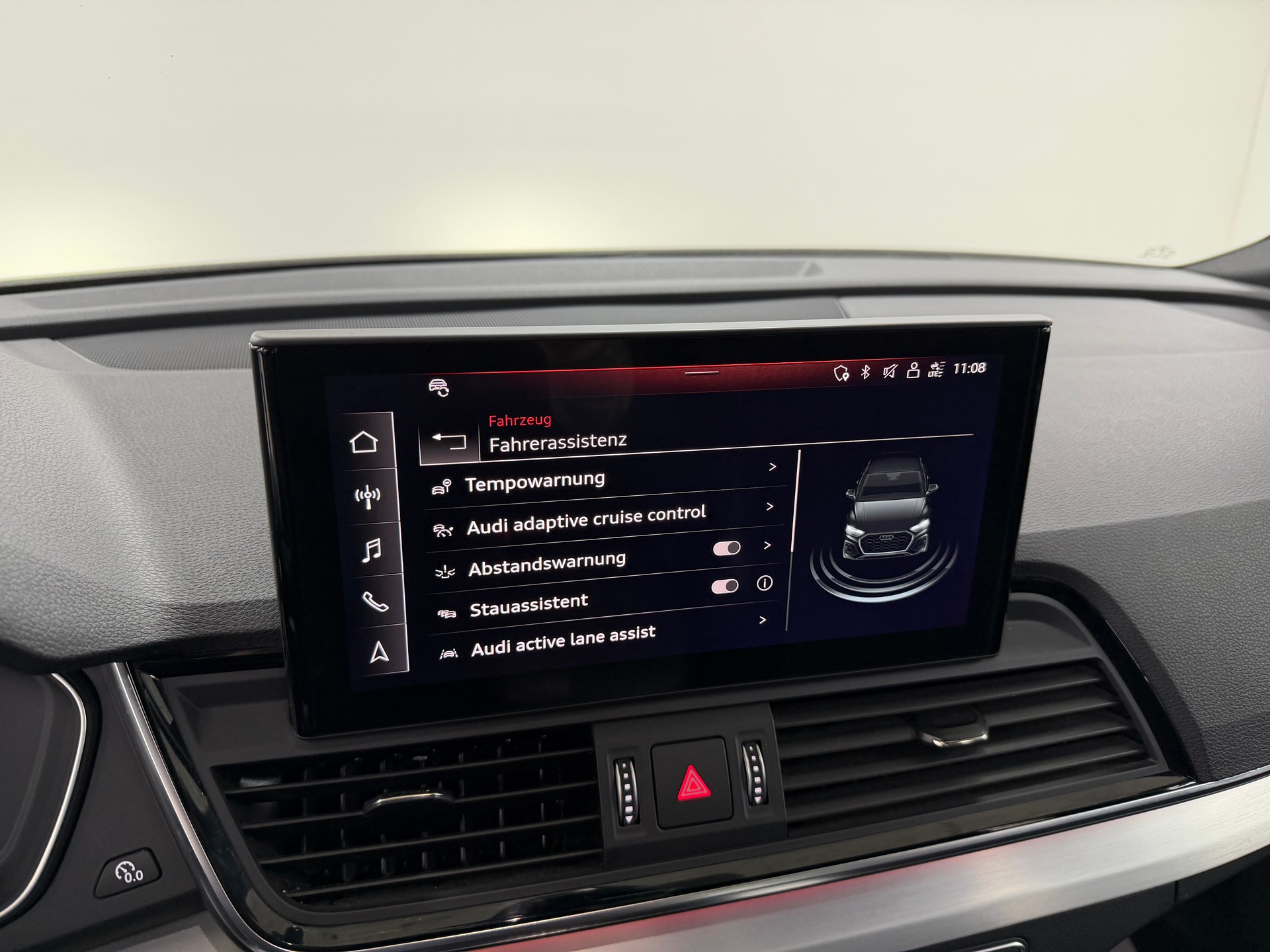 AUDI Q5 40 TDI S-Line Midnight Black quattro S-tronic / RF-Kamera / Komfortschlüssel / Matrix-LED / Virtual Cockpit /-image-16