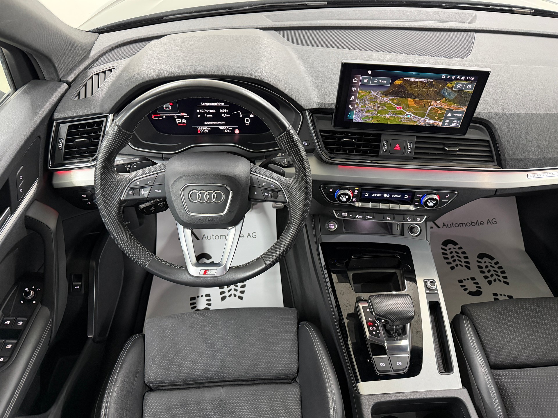 AUDI Q5 40 TDI S-Line Midnight Black quattro S-tronic / RF-Kamera / Komfortschlüssel / Matrix-LED / Virtual Cockpit /-image-11