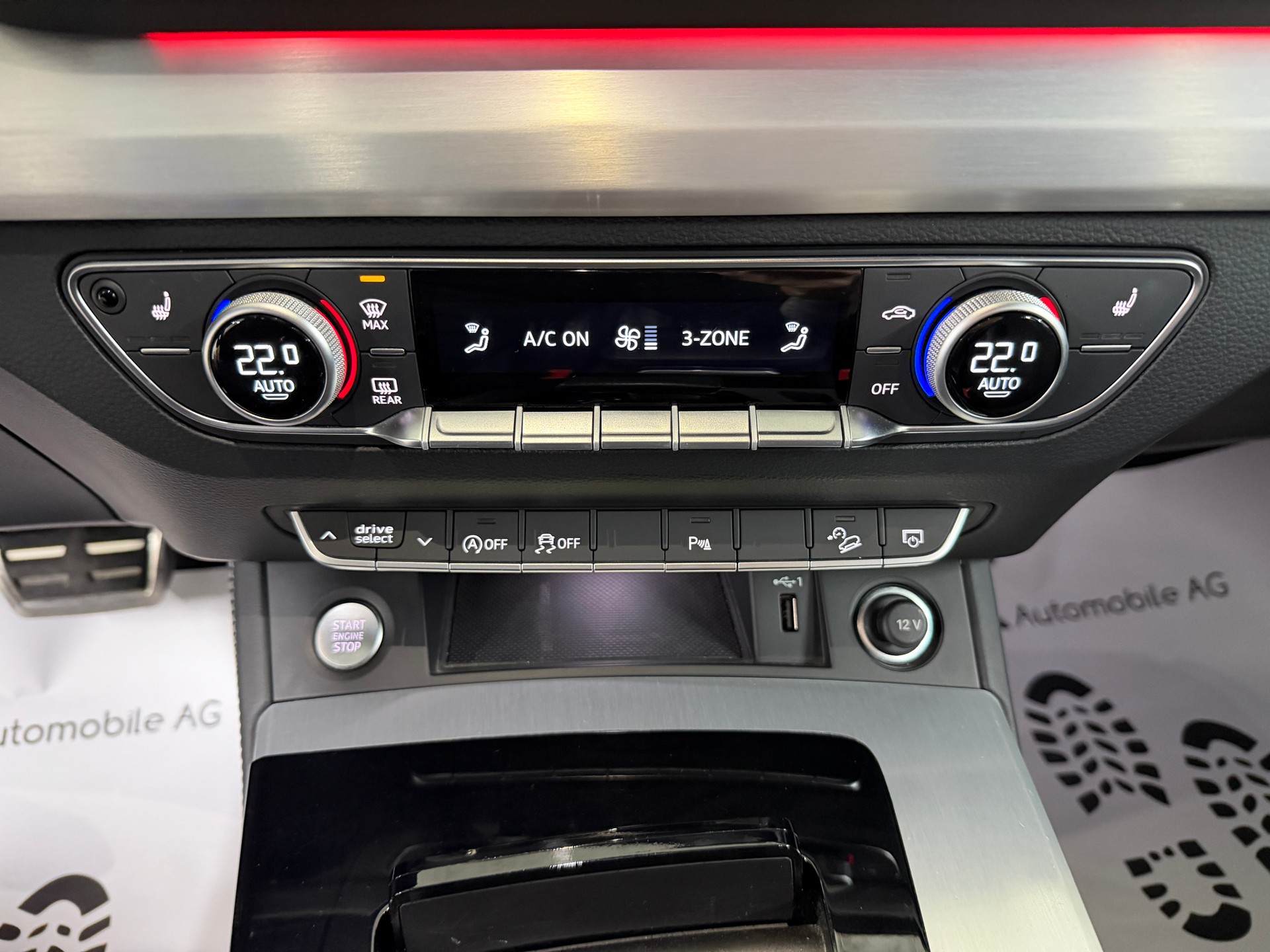 AUDI Q5 40 TDI S-Line Midnight Black quattro S-tronic / RF-Kamera / Komfortschlüssel / Matrix-LED / Virtual Cockpit /-image-18