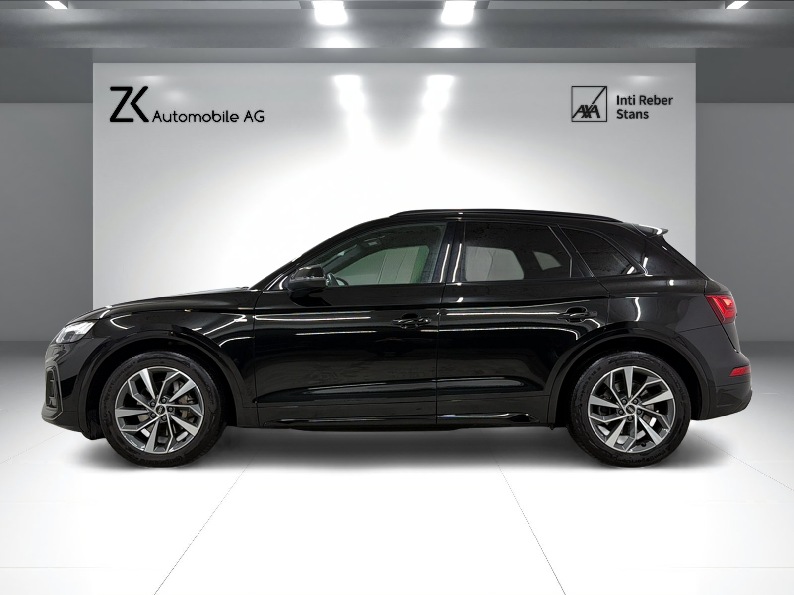 AUDI Q5 40 TDI S-Line Midnight Black quattro S-tronic / RF-Kamera / Komfortschlüssel / Matrix-LED / Virtual Cockpit /-image-2