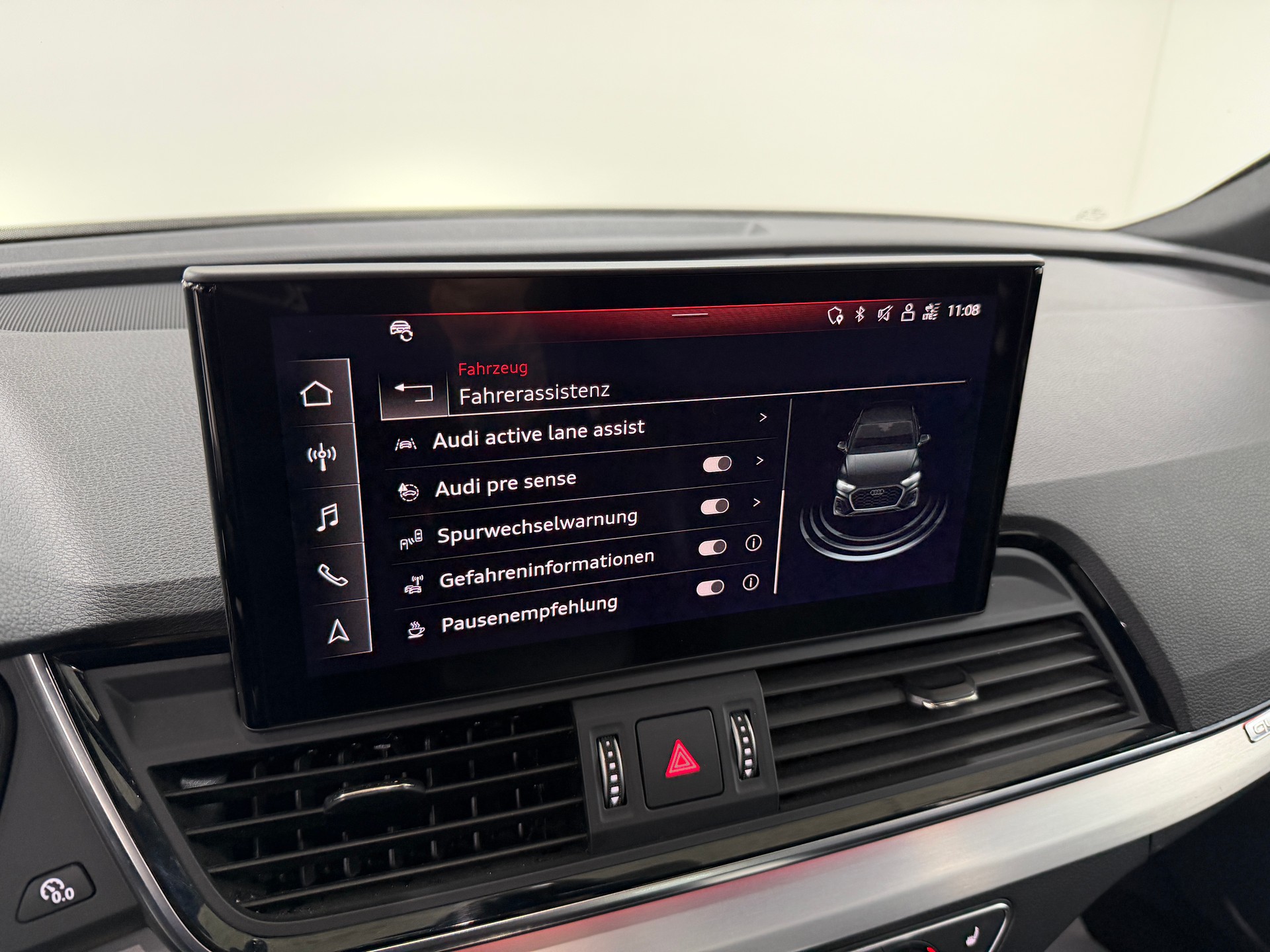 AUDI Q5 40 TDI S-Line Midnight Black quattro S-tronic / RF-Kamera / Komfortschlüssel / Matrix-LED / Virtual Cockpit /-image-17