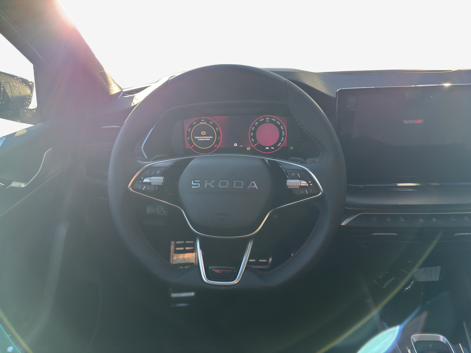 SKODA Octavia Combi 2.0 TSI DSG RS-image-7