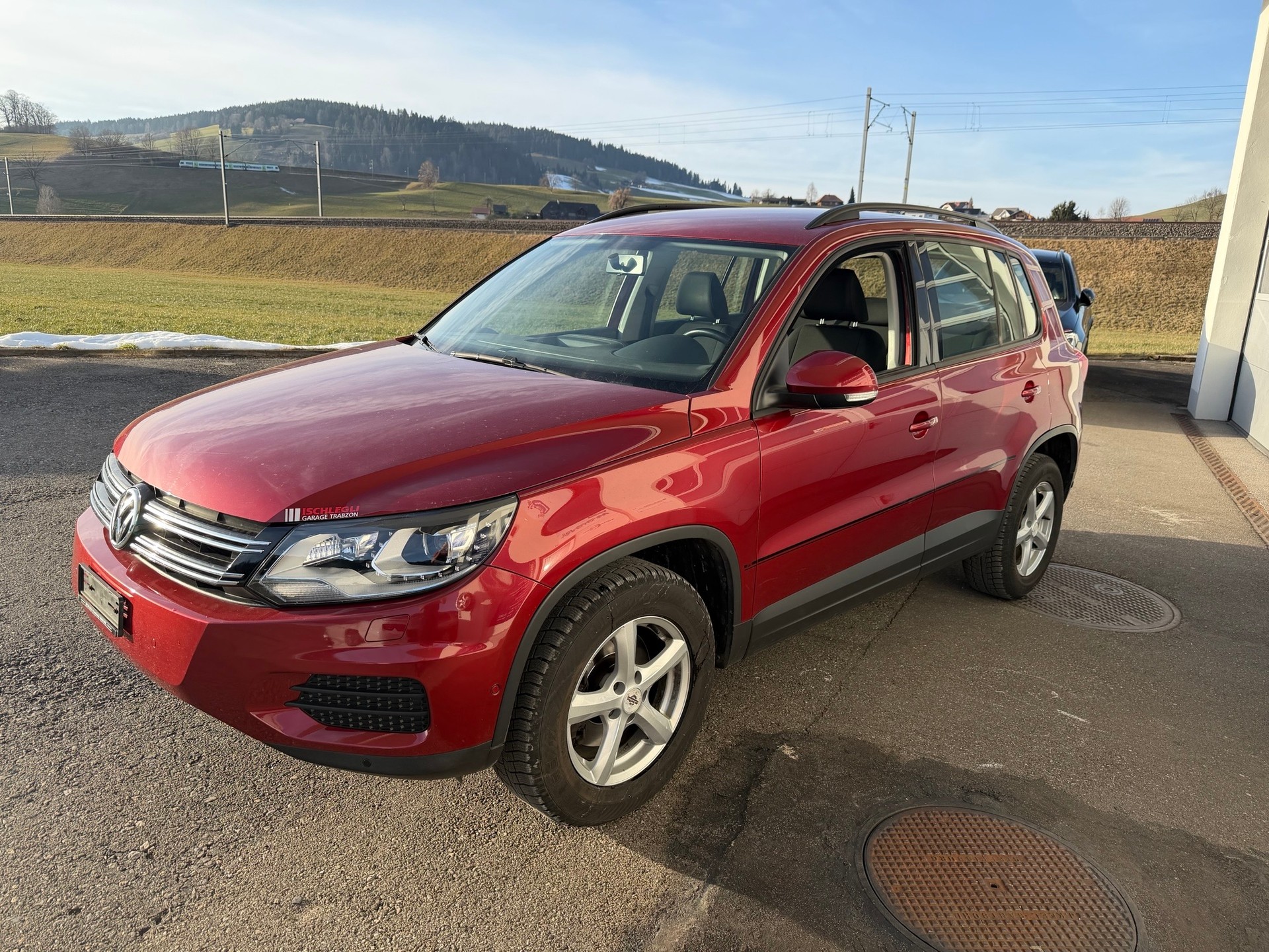 VW Tiguan 2.0 TSI Track&Field 4Motion DSG-image-3