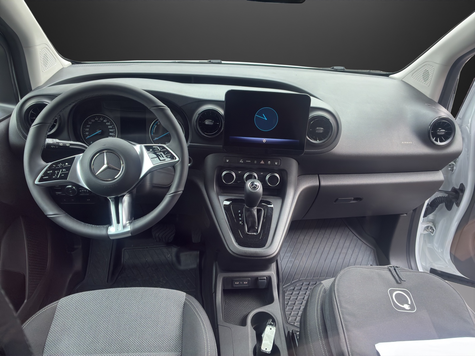 MERCEDES-BENZ eCitan 45kWh Base-image-8