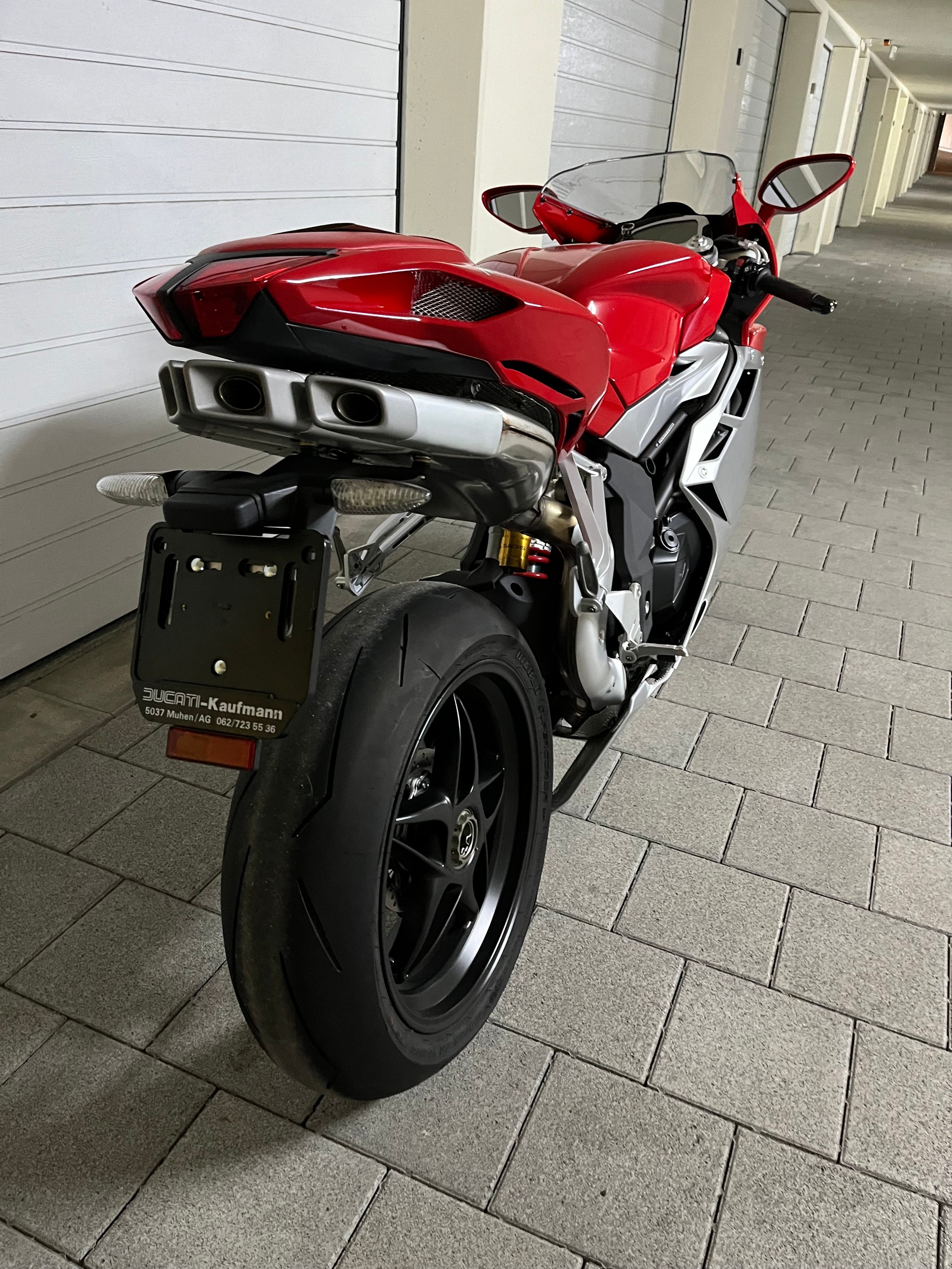 MV AGUSTA F4 1000-image-6