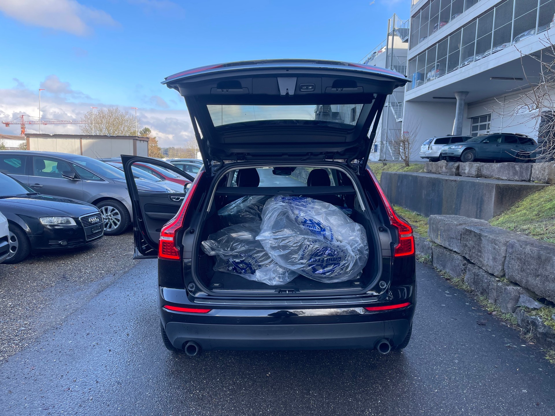 VOLVO XC60 D4 AWD Momentum Geartronic-image-10