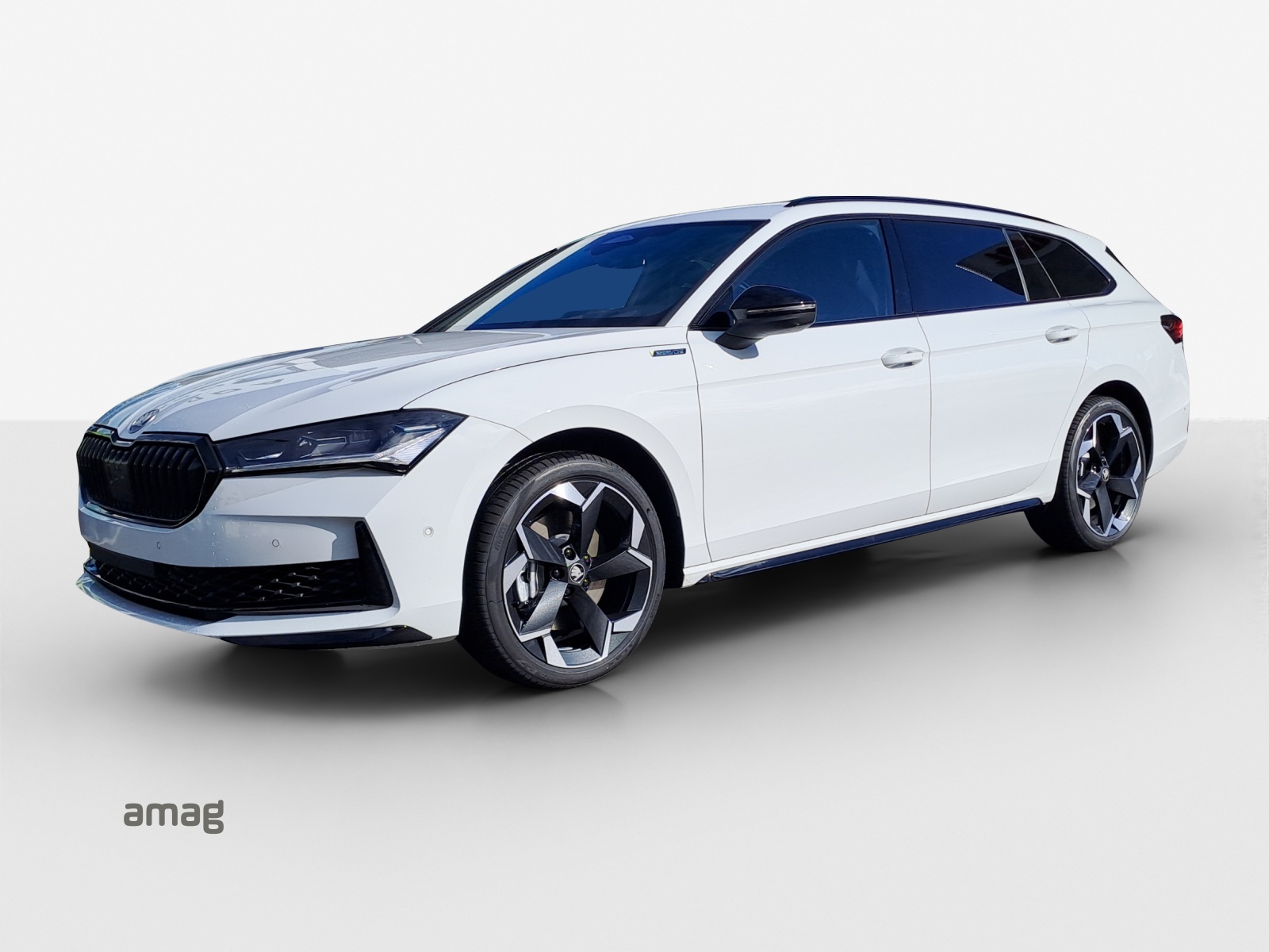 SKODA Superb Combi 2.0 TSI Sportline 4x4 DSG-image-0