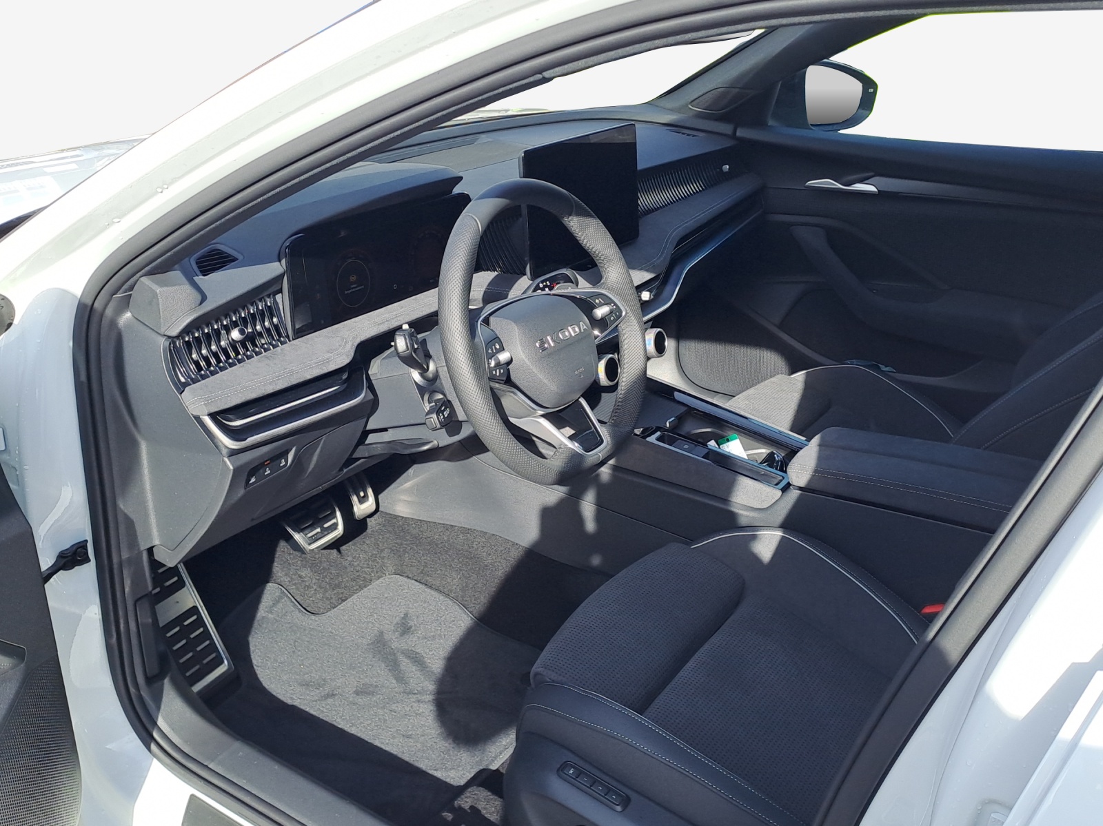 SKODA Superb Combi 2.0 TSI Sportline 4x4 DSG-image-7