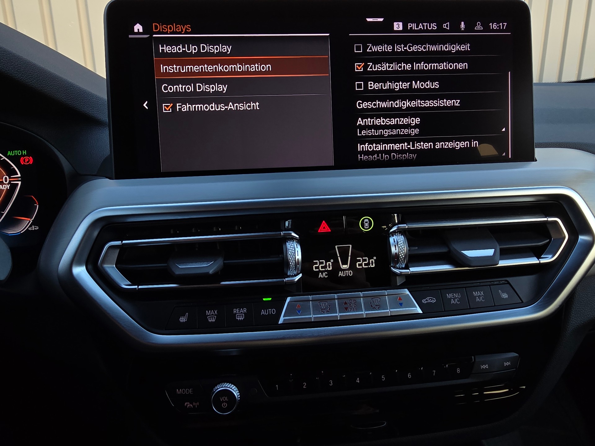 BMW X4 xDrive 48V 30d Steptronic-image-21