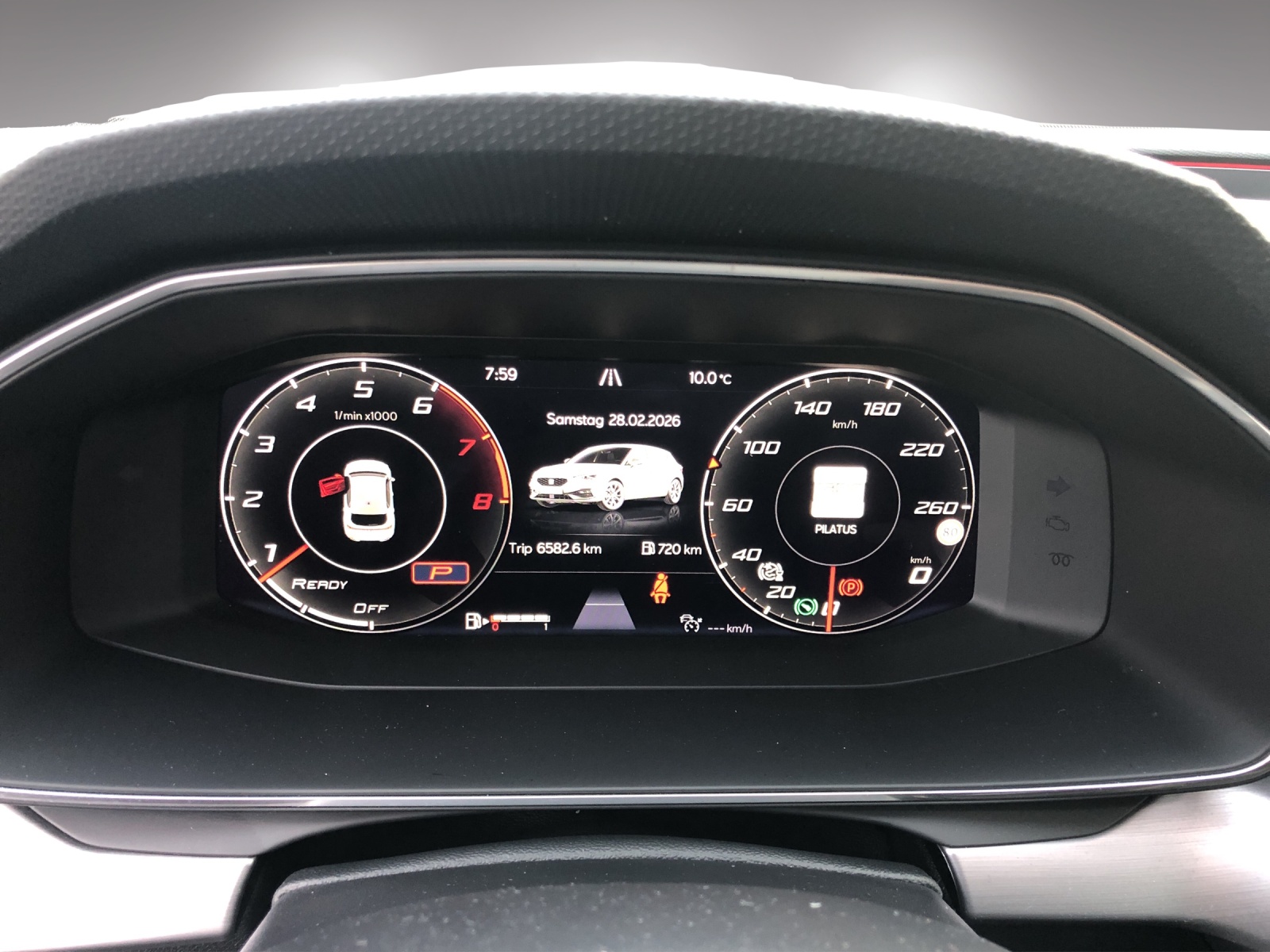 SEAT Leon 1.5 eTSI mHEV DSG FR-image-10