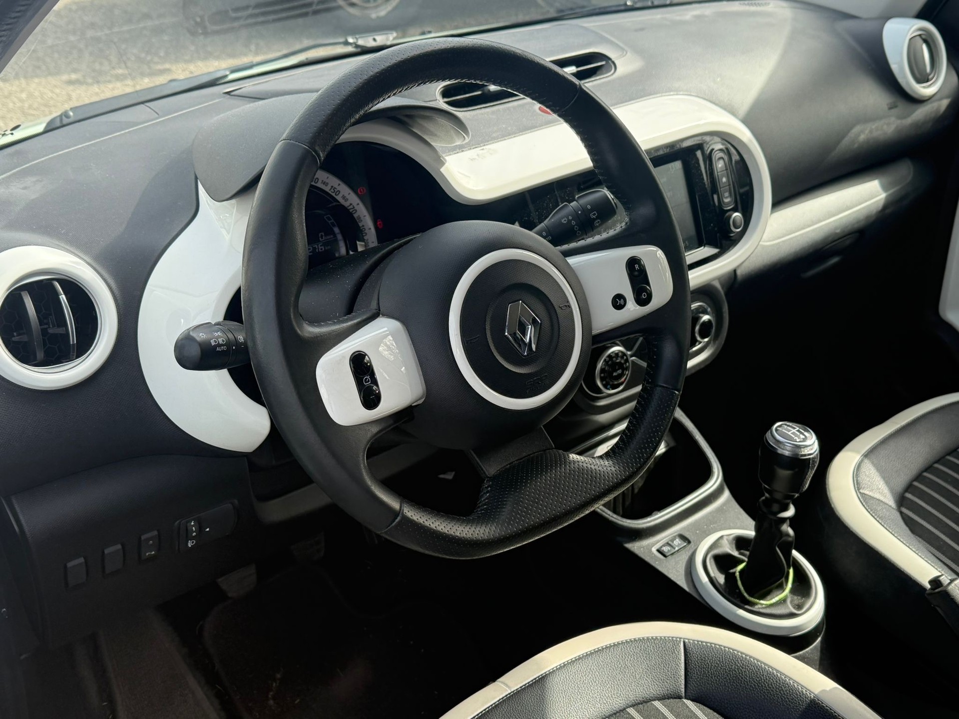 RENAULT Twingo SCe 65 Vibes-image-7