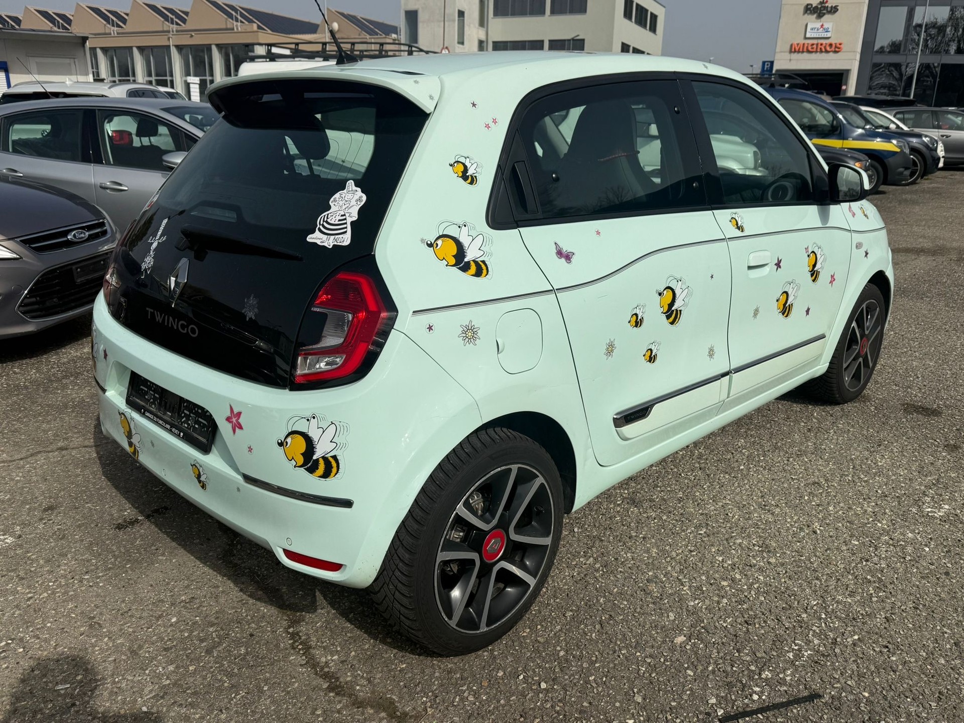 RENAULT Twingo SCe 65 Vibes-image-1