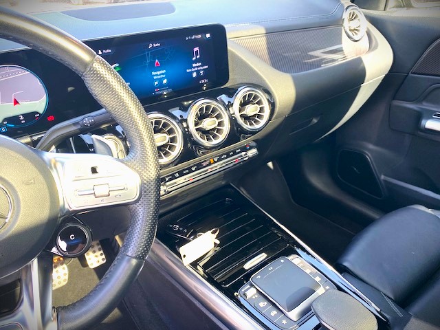 MERCEDES-BENZ GLA 45 S AMG 4matic-image-6
