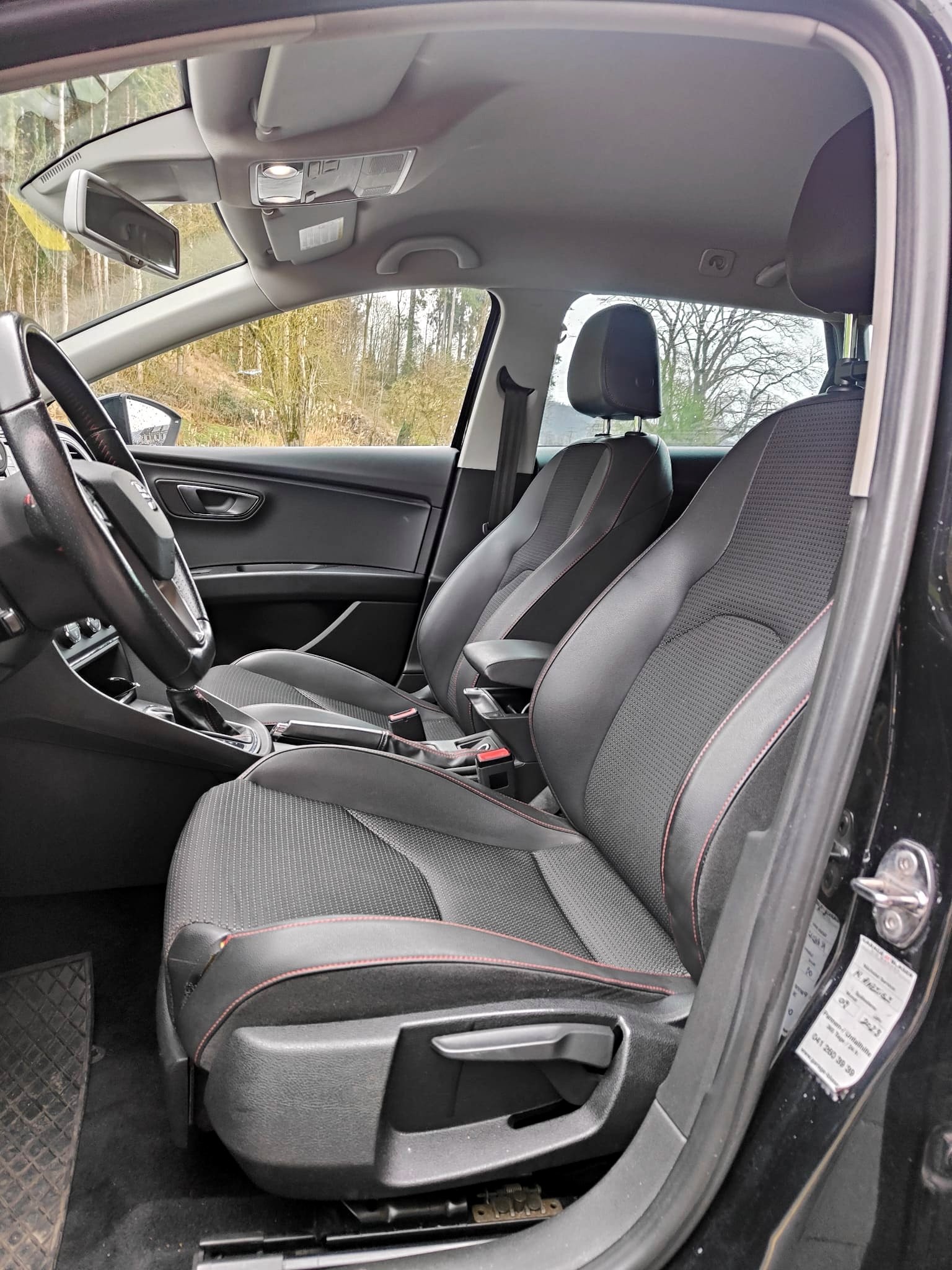 SEAT Leon ST 1.8 TSI FR Viva DSG-image-5