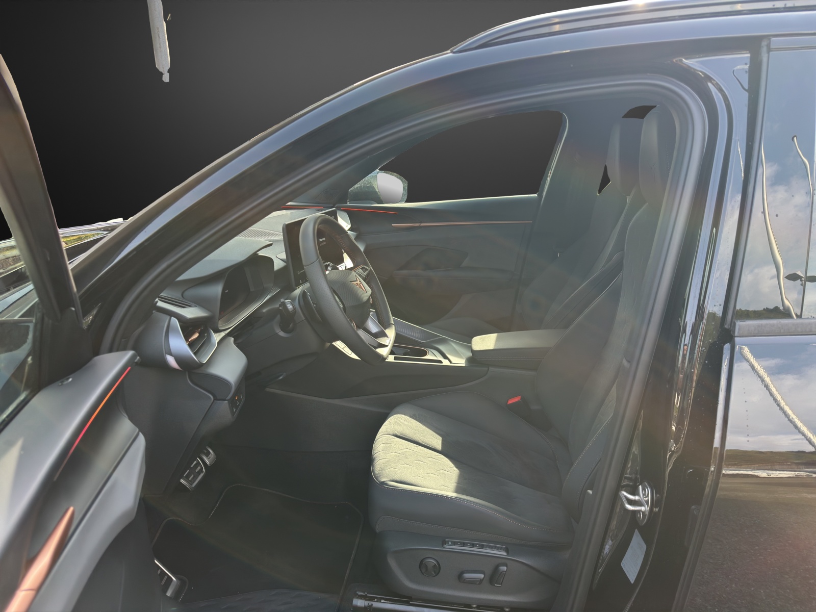 CUPRA Terramar 1.5 eHybrid DSG-image-7