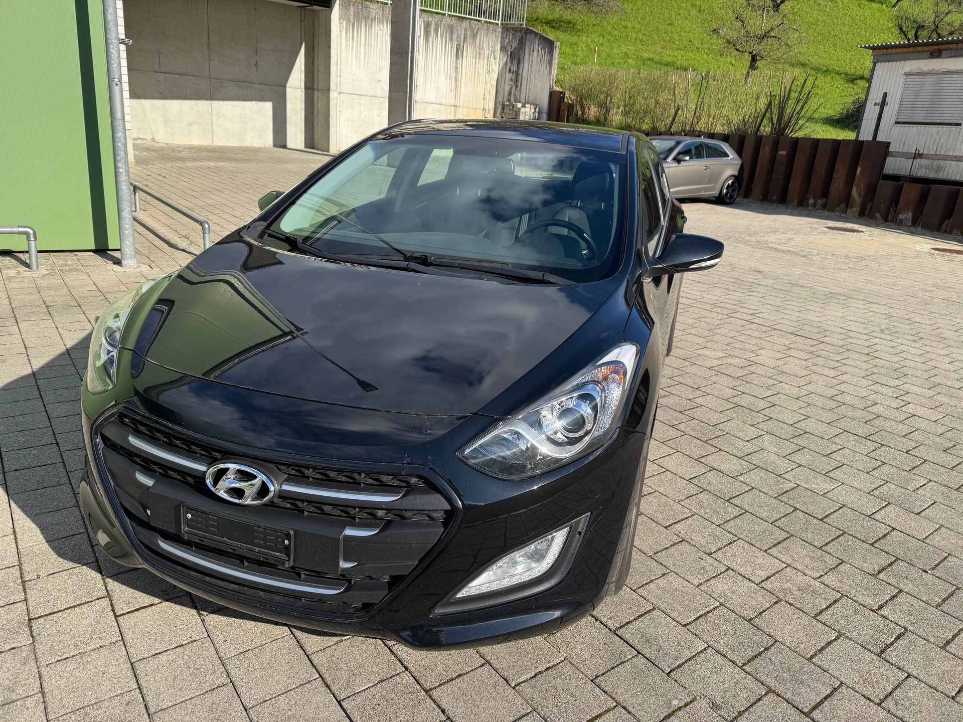 HYUNDAI i30 1.6 CRDi Vertex Automatic DCT-image-1
