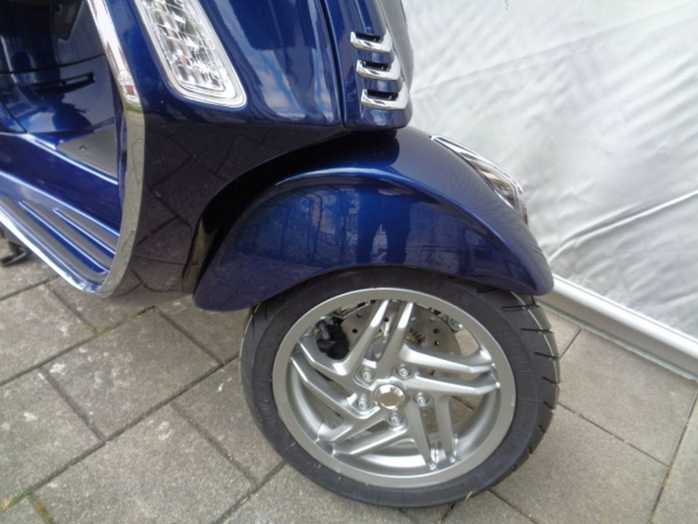 PIAGGIO VESPA PRIMAVERA 125 ABS MY26 E5-image-4