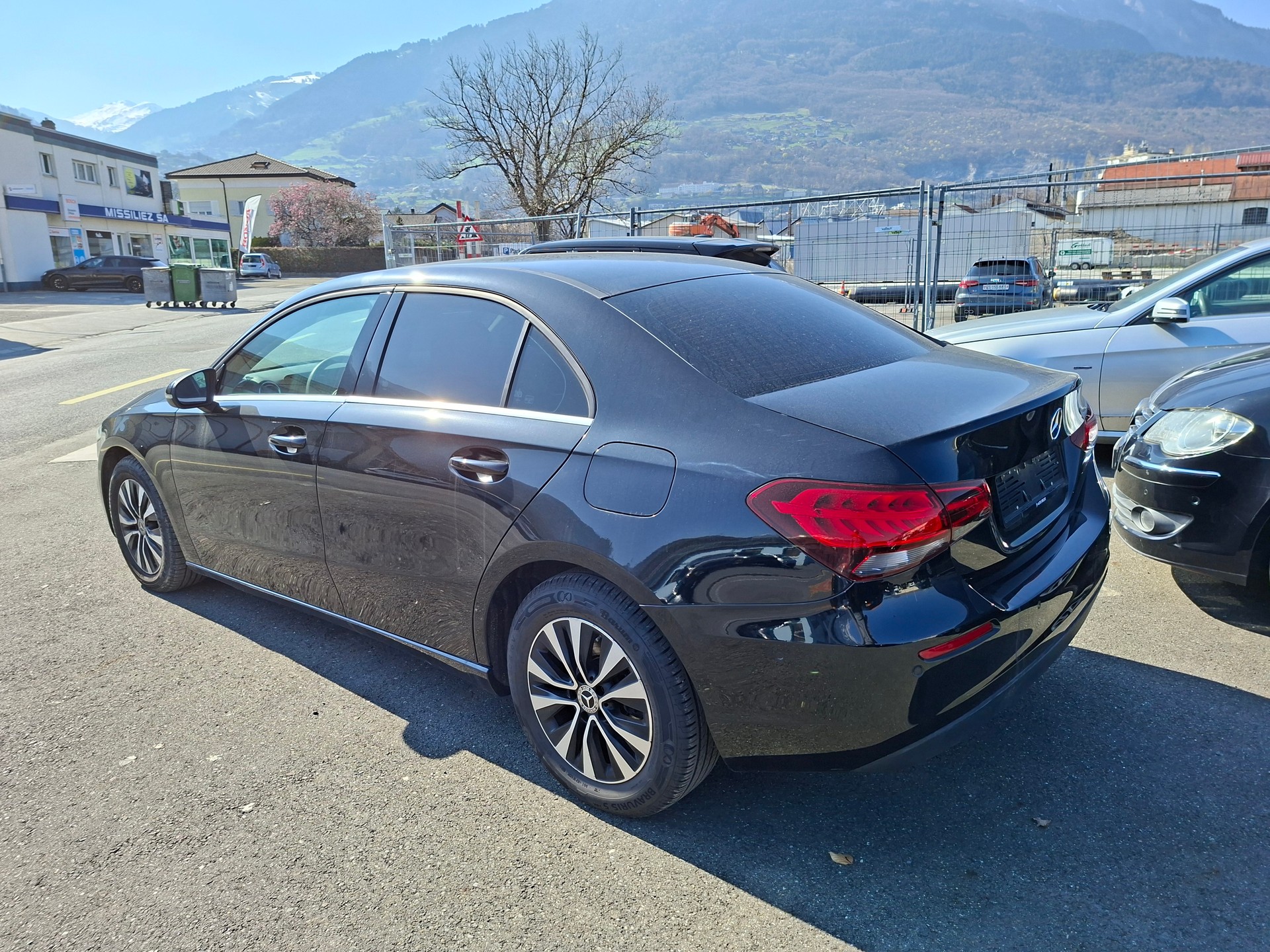 MERCEDES-BENZ A 180 d Progressive 7G-DCT-image-3