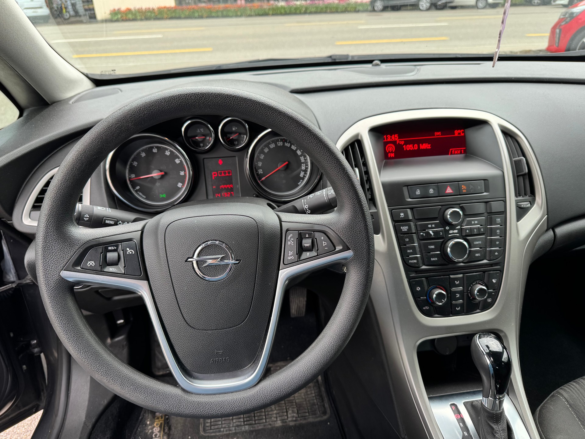 OPEL Astra 1.6i 16V Enjoy Automatic-image-11