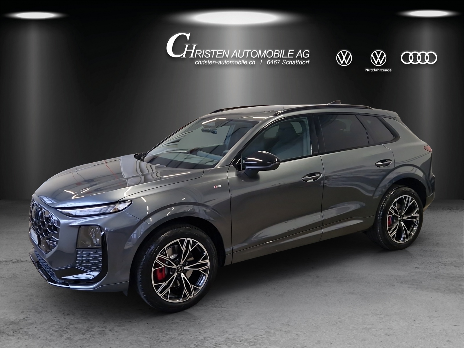 AUDI Q3 SUV TFSI quattro 195 kW S tronic-image-0