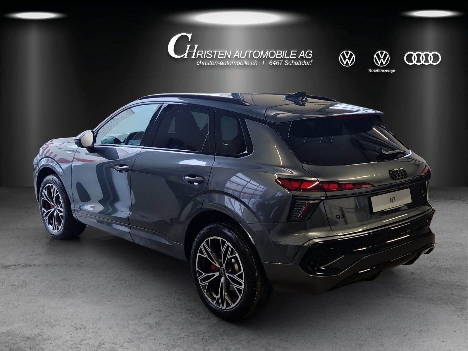 AUDI Q3 SUV TFSI quattro 195 kW S tronic-image-3