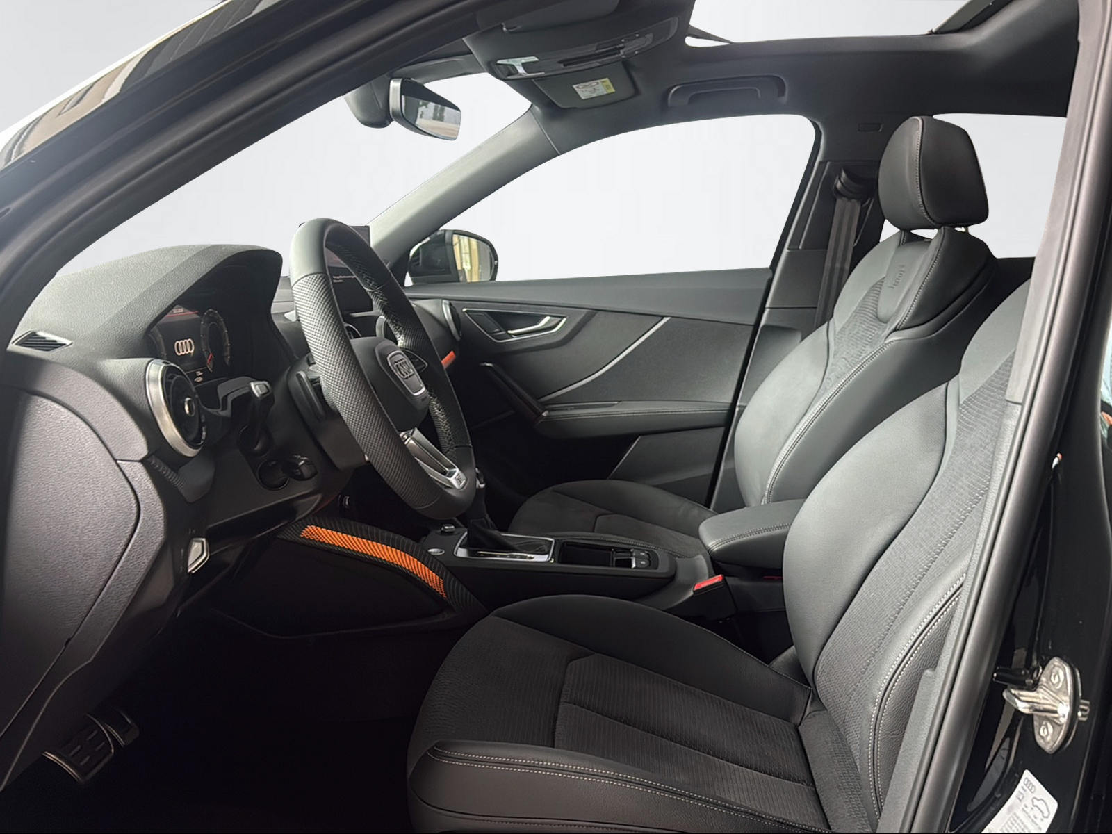 AUDI Q2 2.0 40 TFSI S Line Attraction quattro S-Tronic-image-7