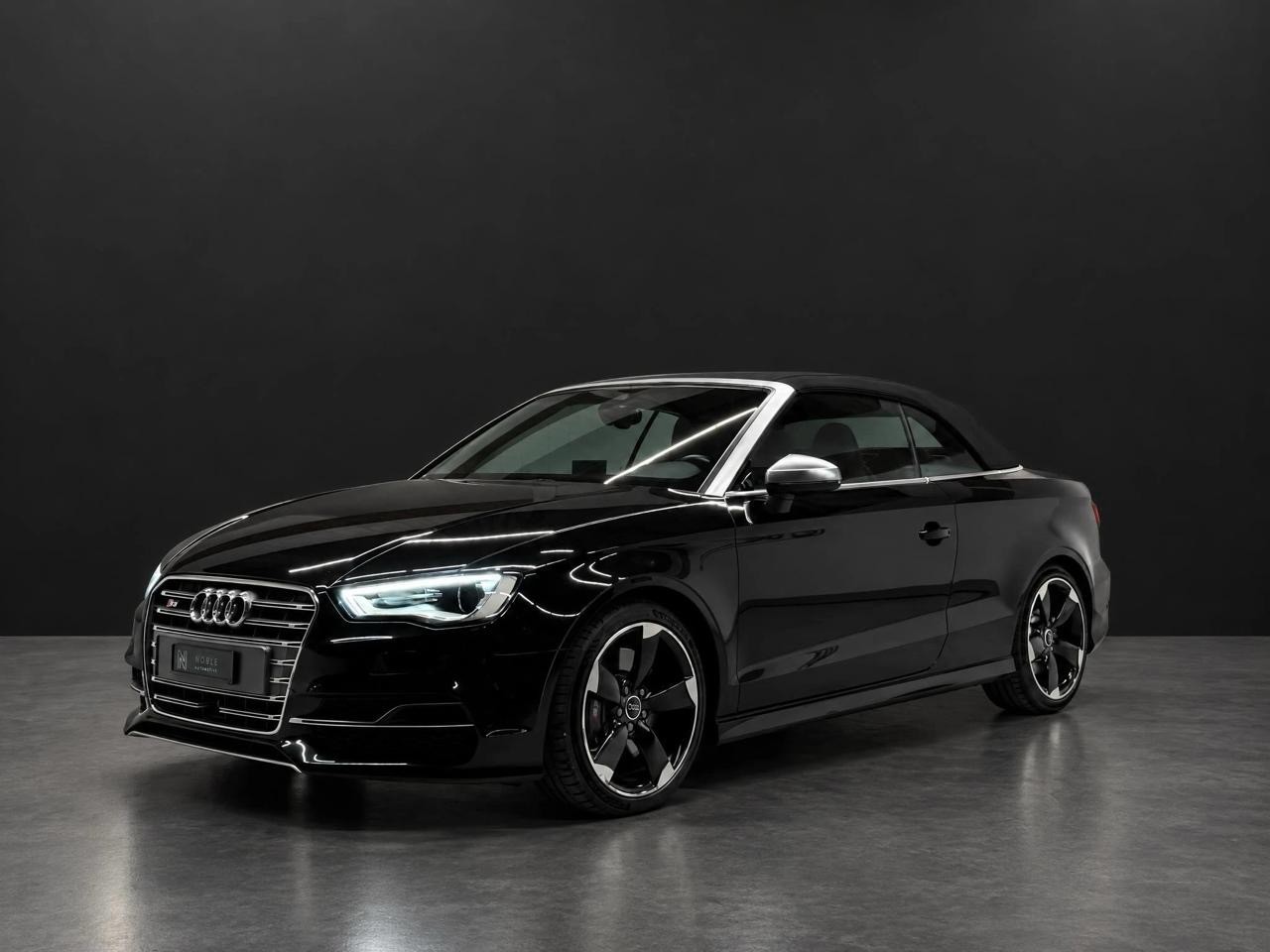 AUDI S3 Cabrio 2.0 TFSI quattro S-tronic Ab MFK & Service-showroom-element-1