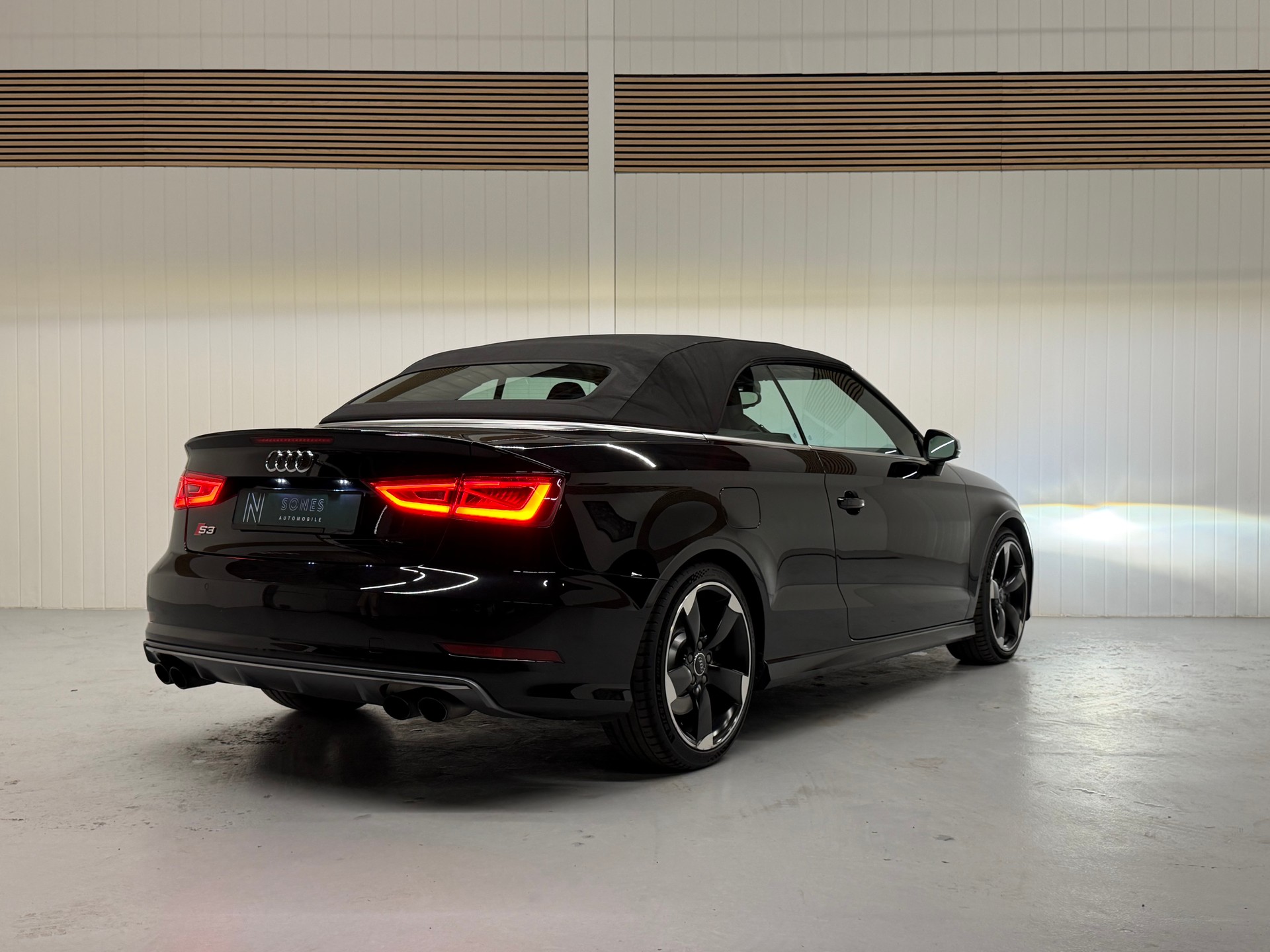 AUDI S3 Cabrio 2.0 TFSI quattro S-tronic Ab MFK & Service-image-8