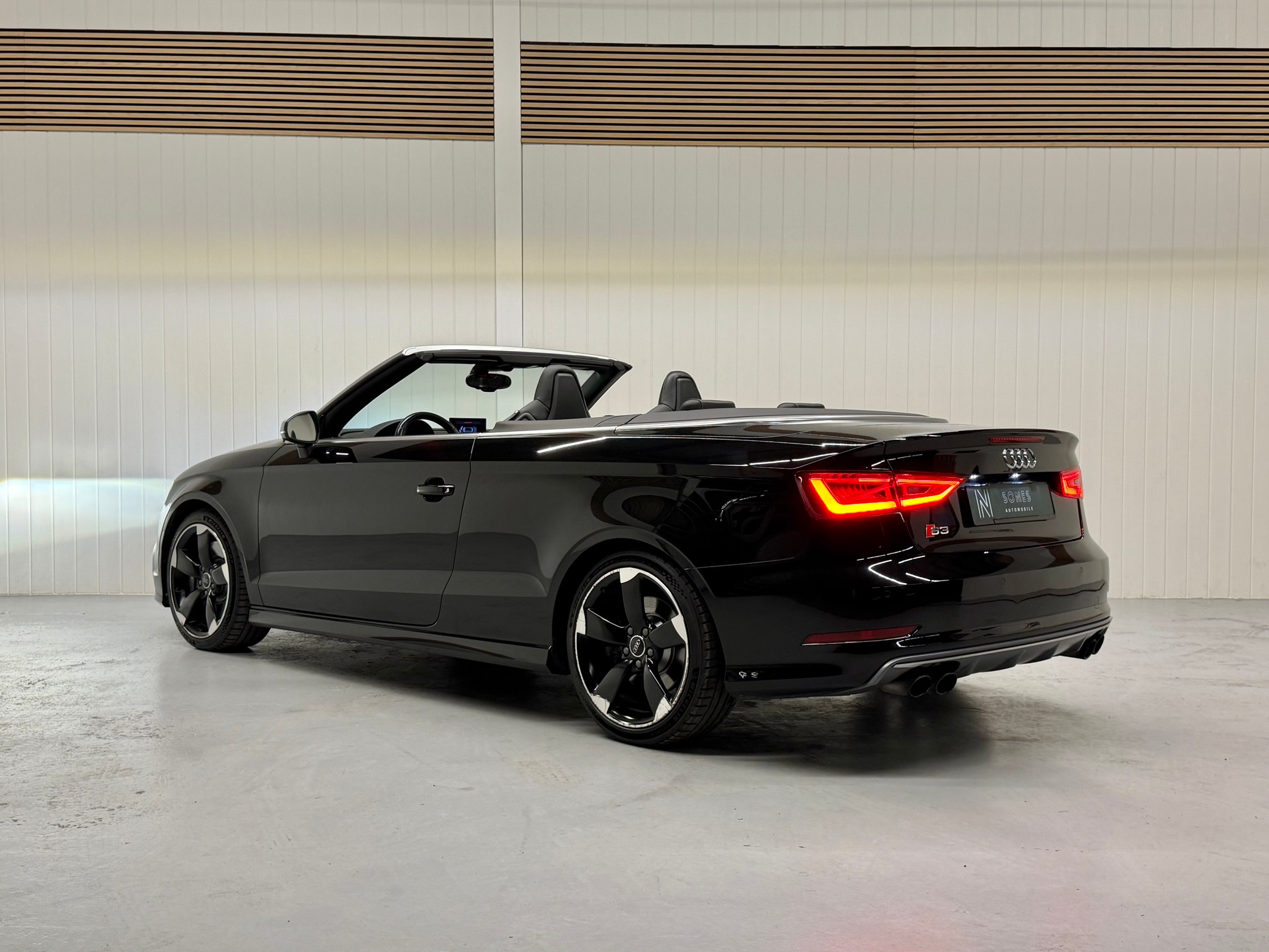 AUDI S3 Cabrio 2.0 TFSI quattro S-tronic Ab MFK & Service-image-4