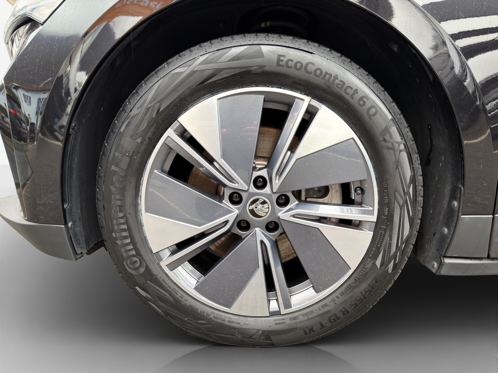 SKODA Enyaq iV 80-image-16