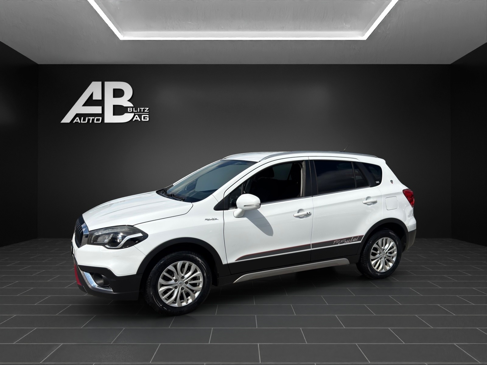 SUZUKI SX4 S-Cross 1.4 16V Piz Sulai 4WD Automatic-image-1