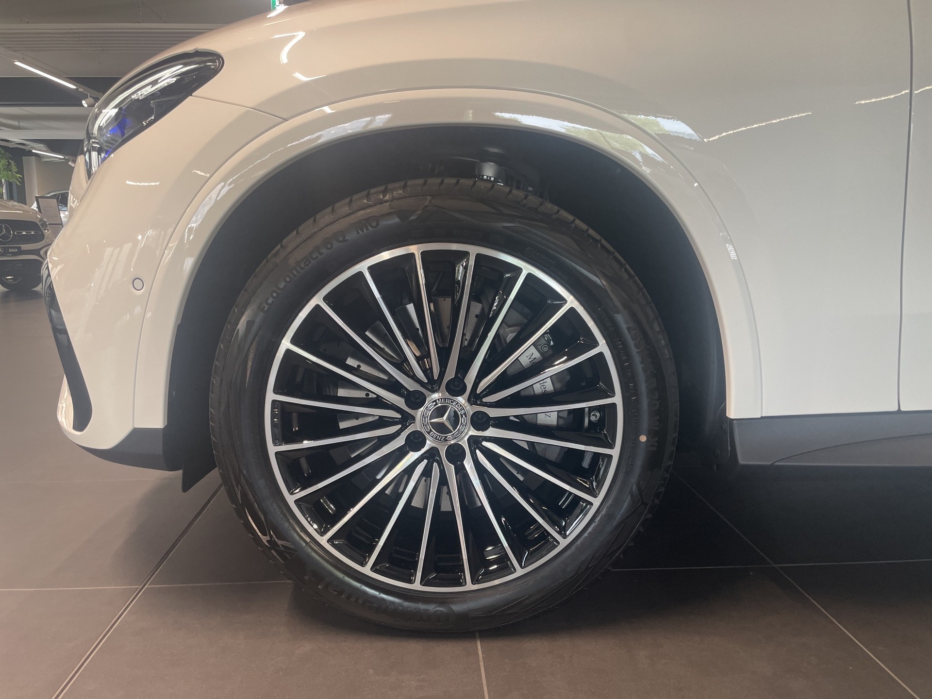 MERCEDES-BENZ GLC 220 d 4Matic 9G-Tronic-image-6