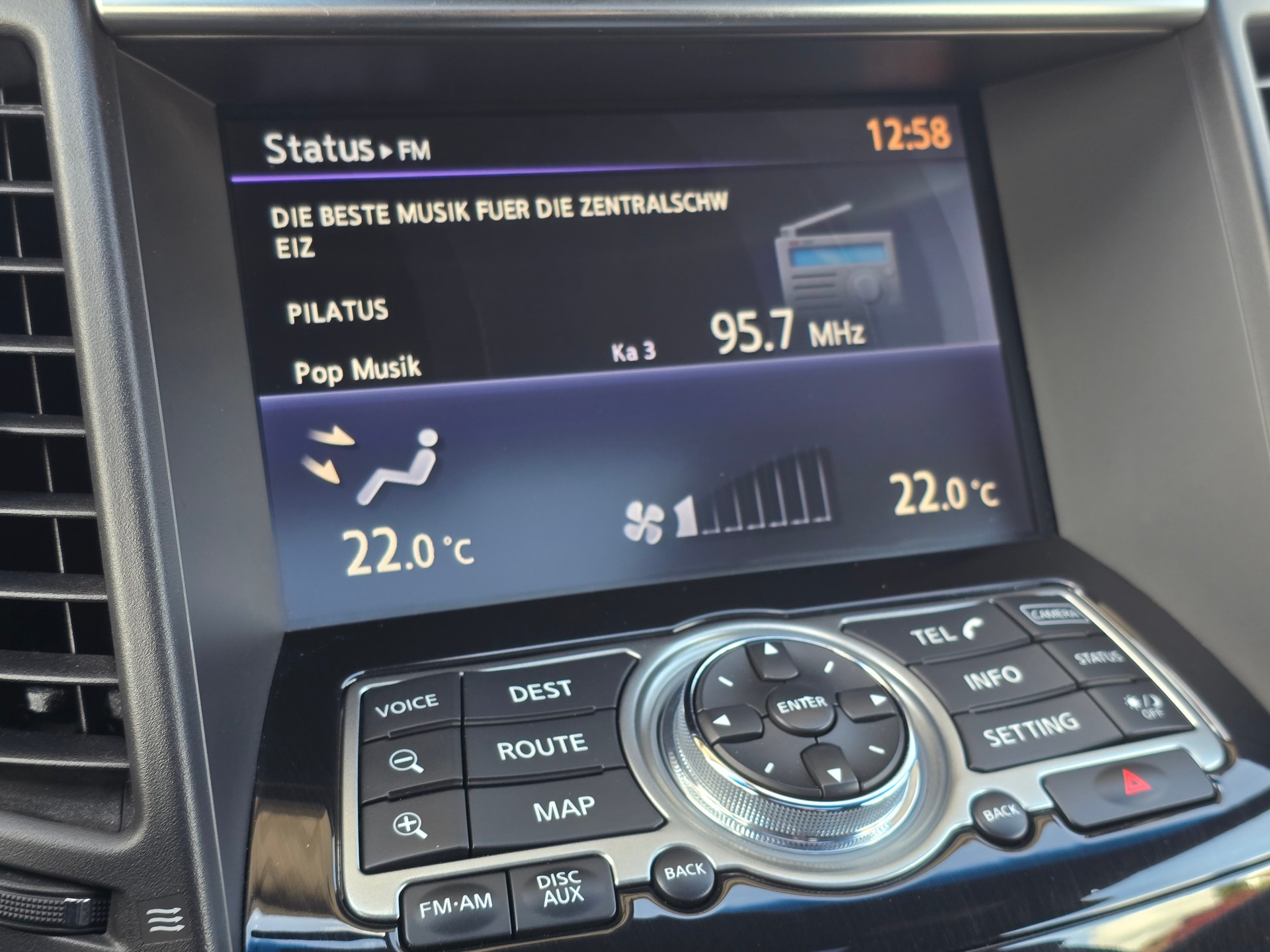 INFINITI FX30d S Premium AWD Automatic-image-21