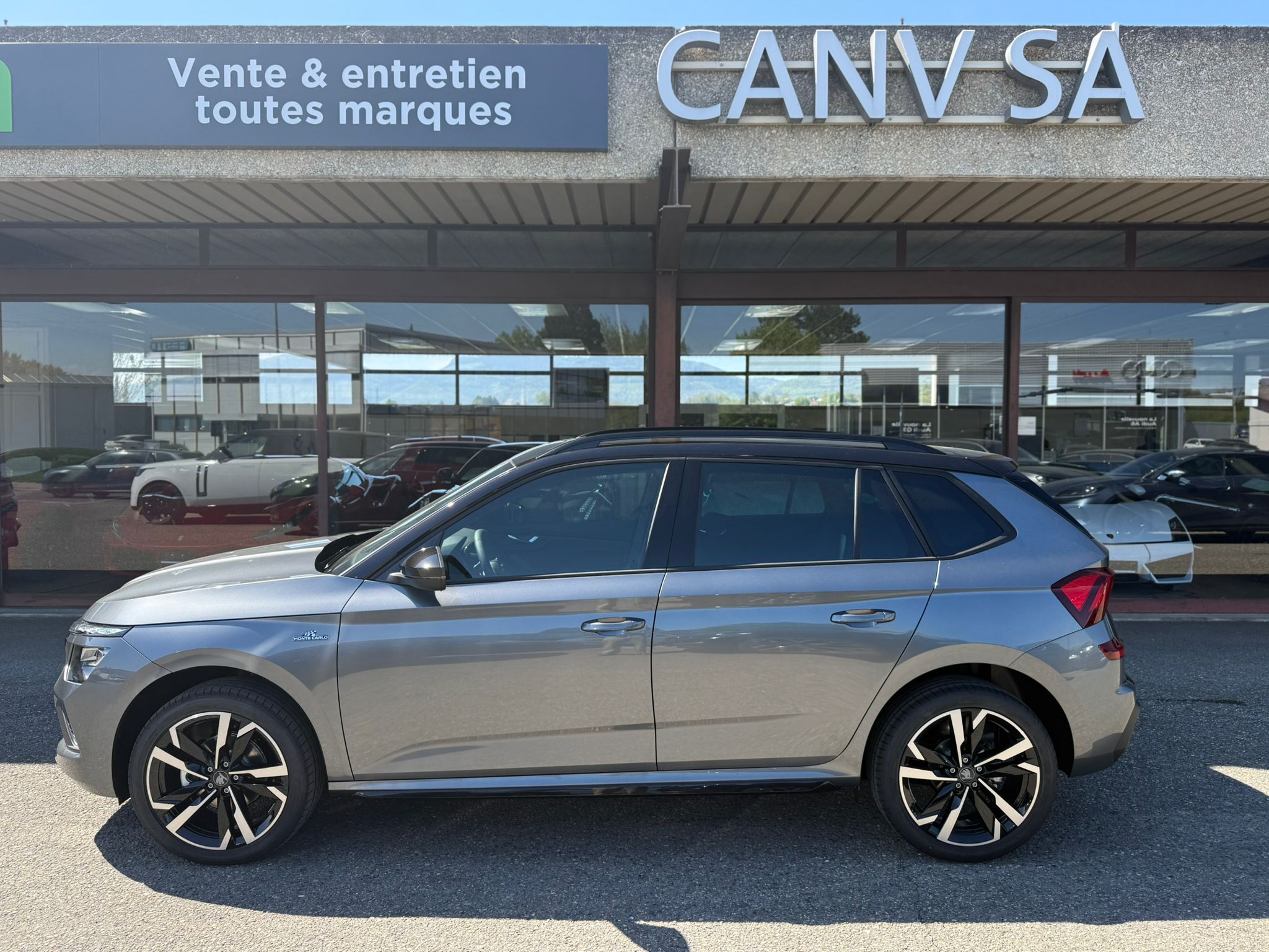 Car photo