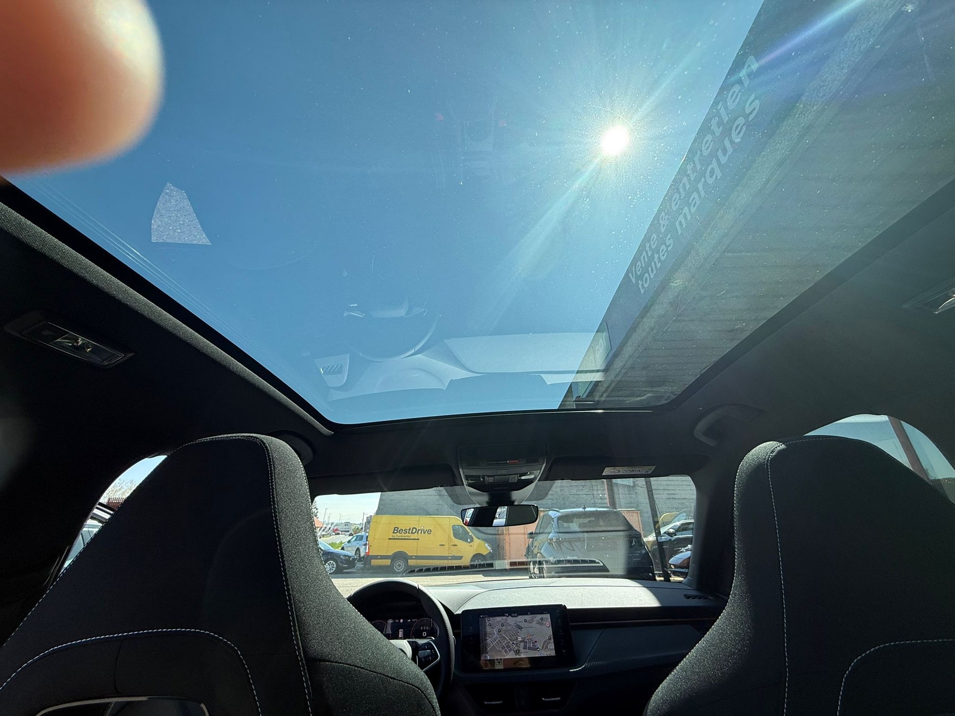 SKODA Kamiq 1.5 TSI Monte Carlo DSG-image-10